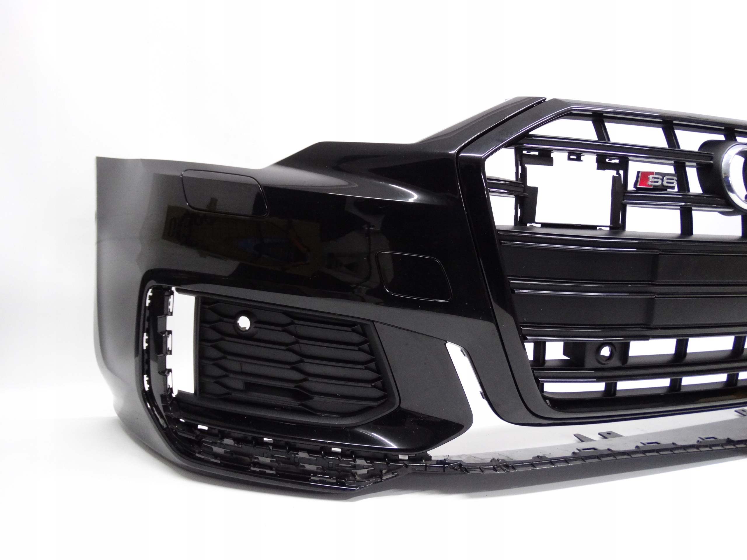 Second image of Audi S6 C8 4K 18-22 zderzak przedni oryginalny 4K0807437G