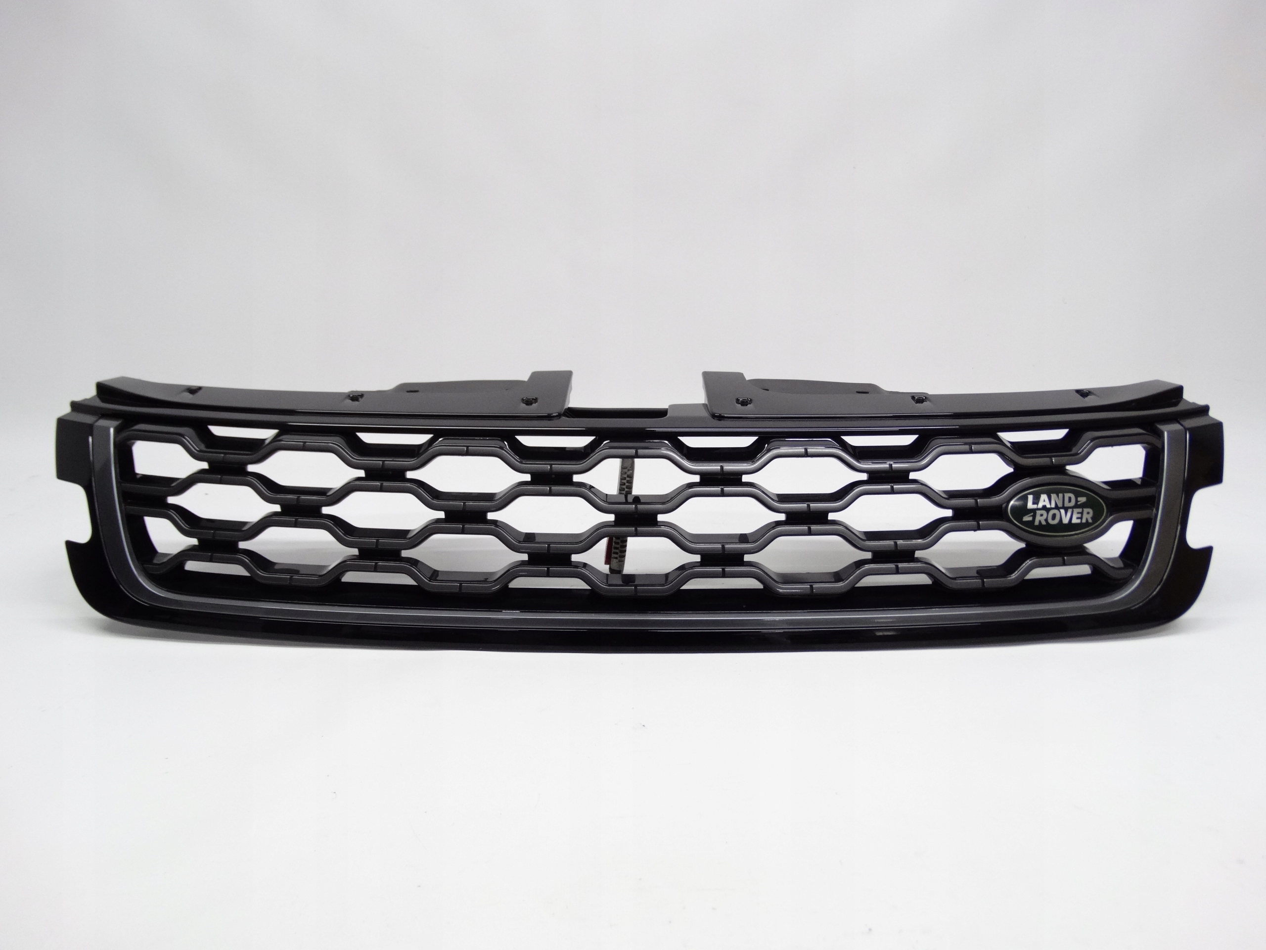 Second image of Range Rover Evoque II L551 2018+ grill atrapa K8D2-8C436-AA oryginalna