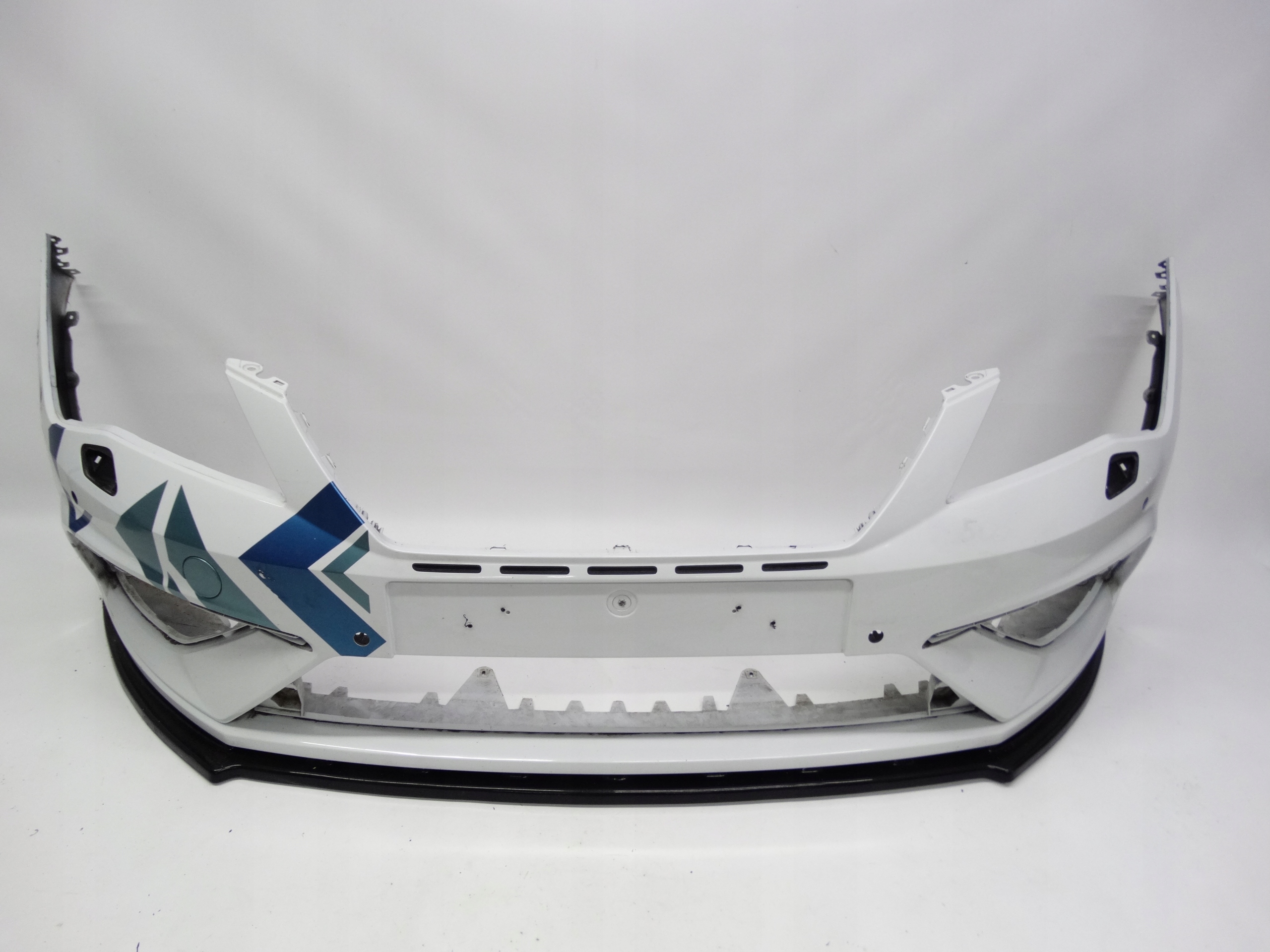 Second image of Seat Leon III Cupra Lift 17-20 zderzak przedni oryginalny 5F0807221AB