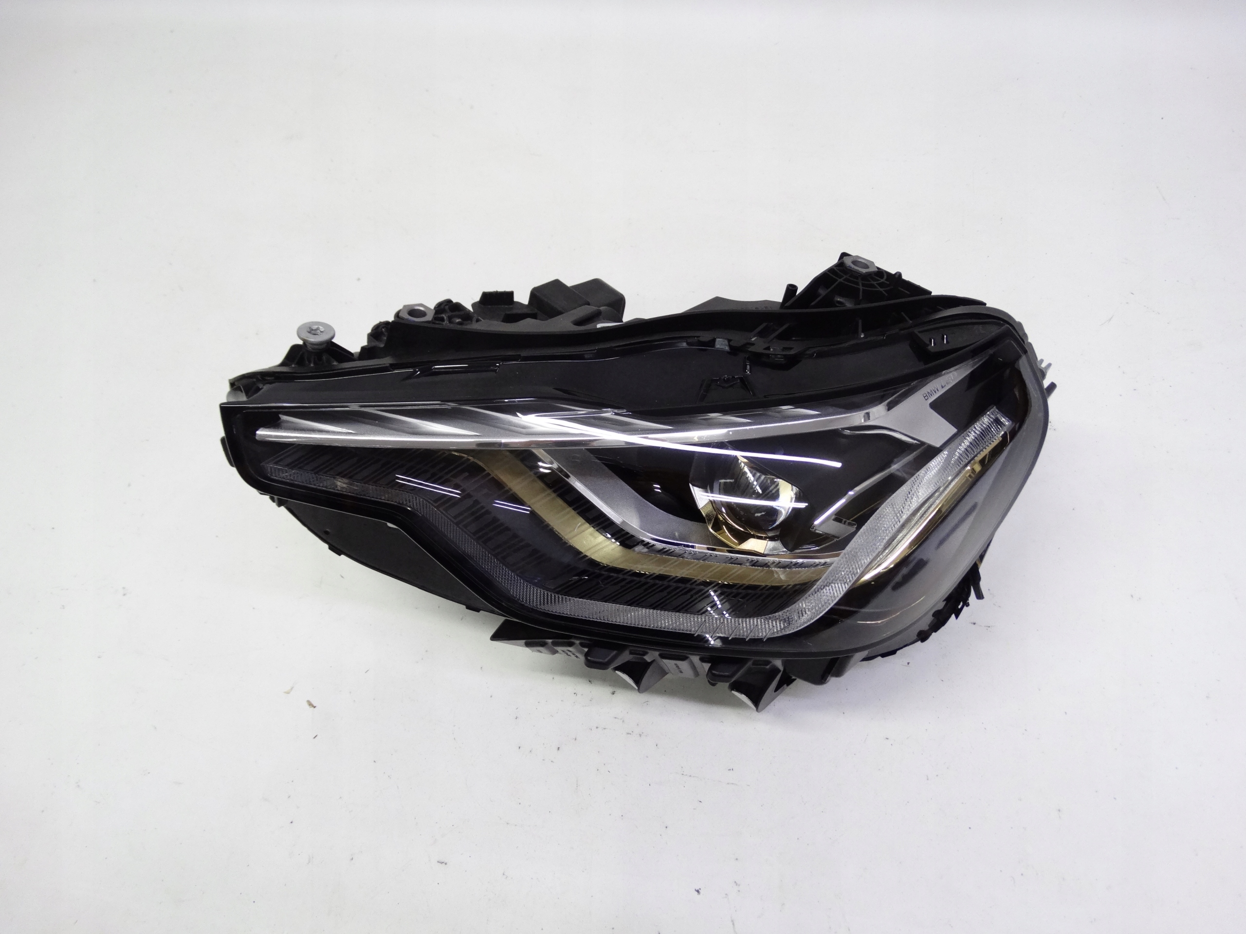 Second image of BMW 2 Coupe G42 2022+ lampa lewa Adaptive LED złota 5A320F3 oryginalna