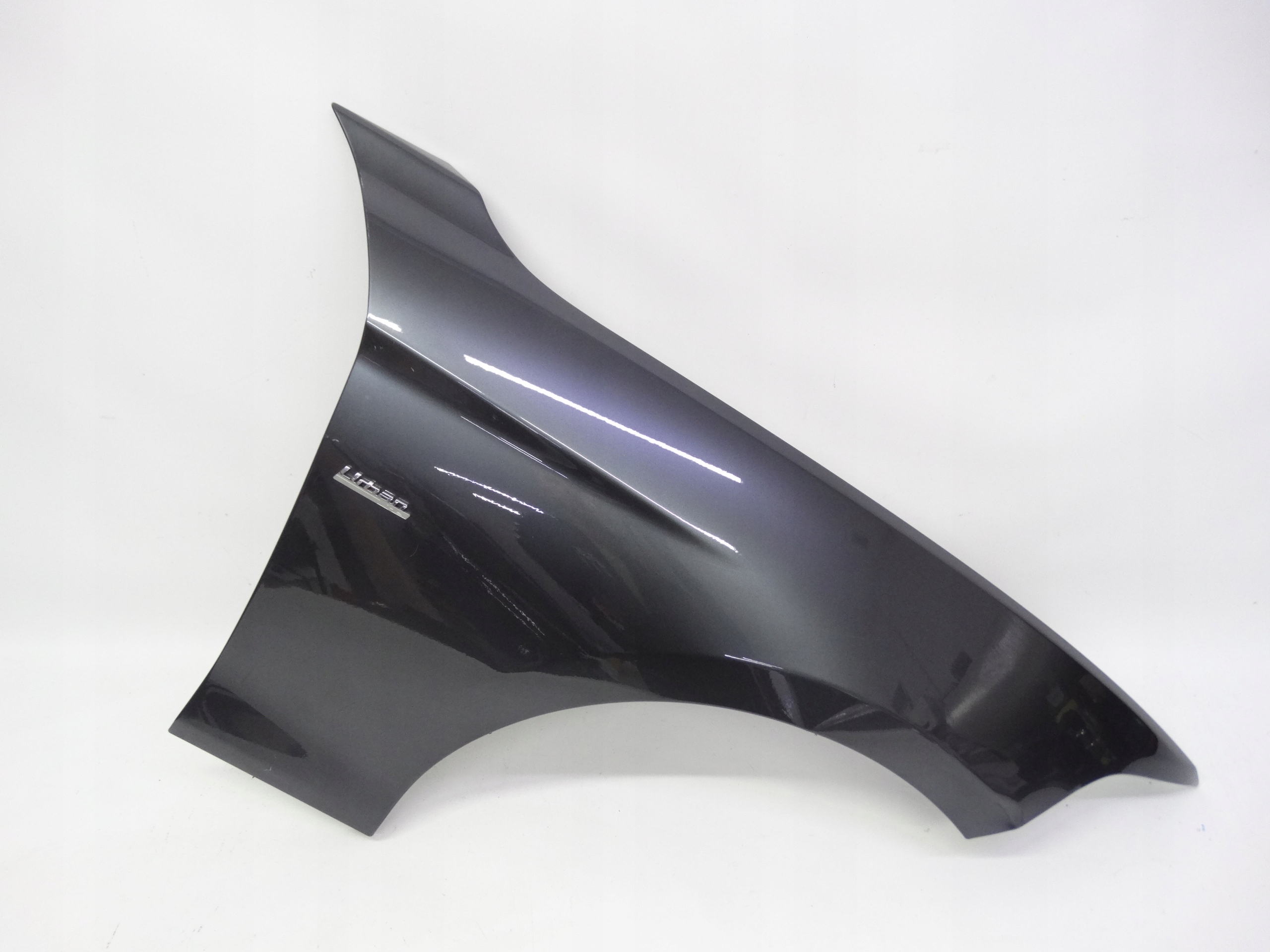 Second image of BMW 1 F20 F21 2011-2019 błotnik prawy przedni oryginalny