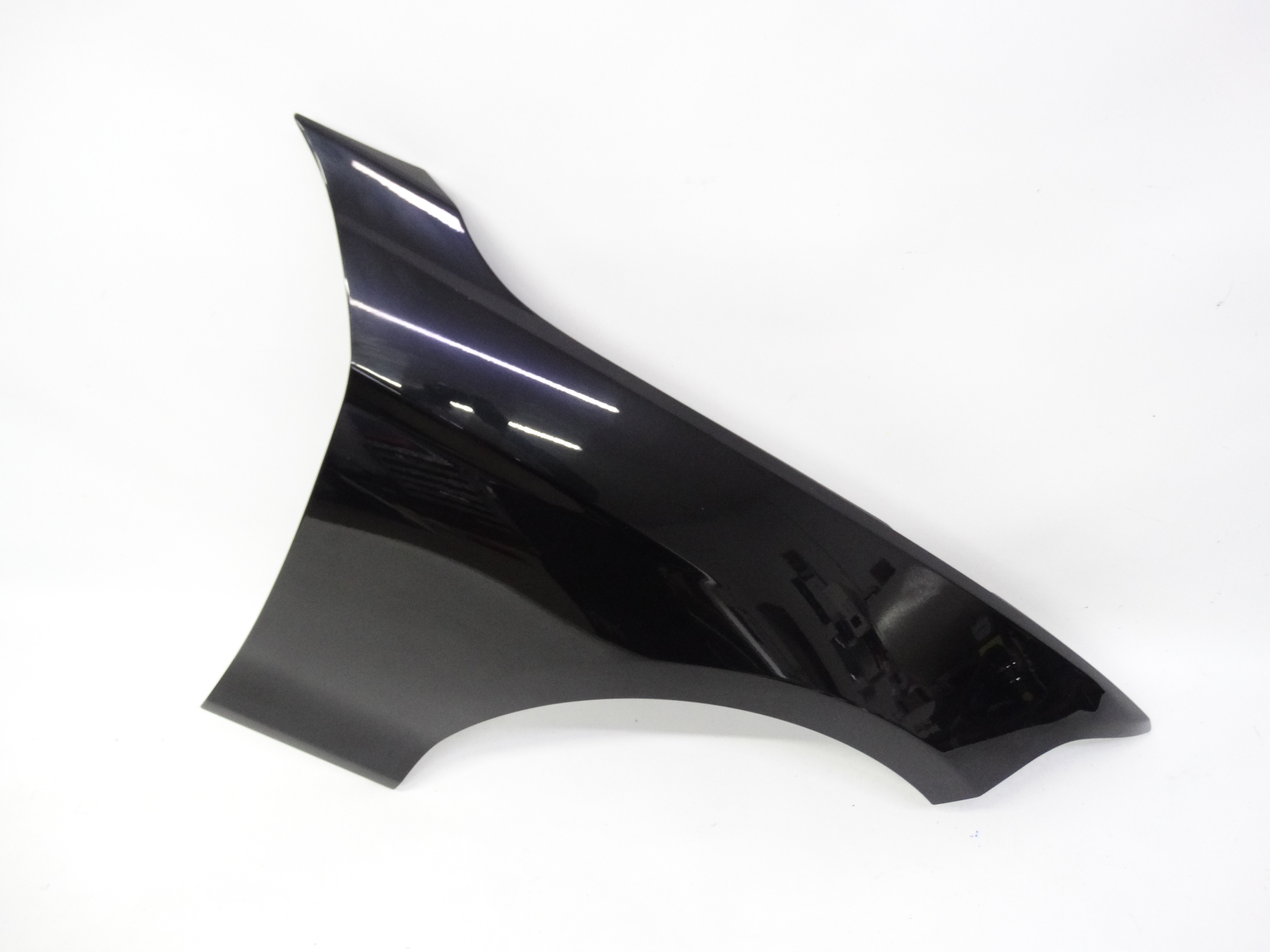 Second image of BMW 1 F20 F21 2011-2019 błotnik prawy przedni oryginalny