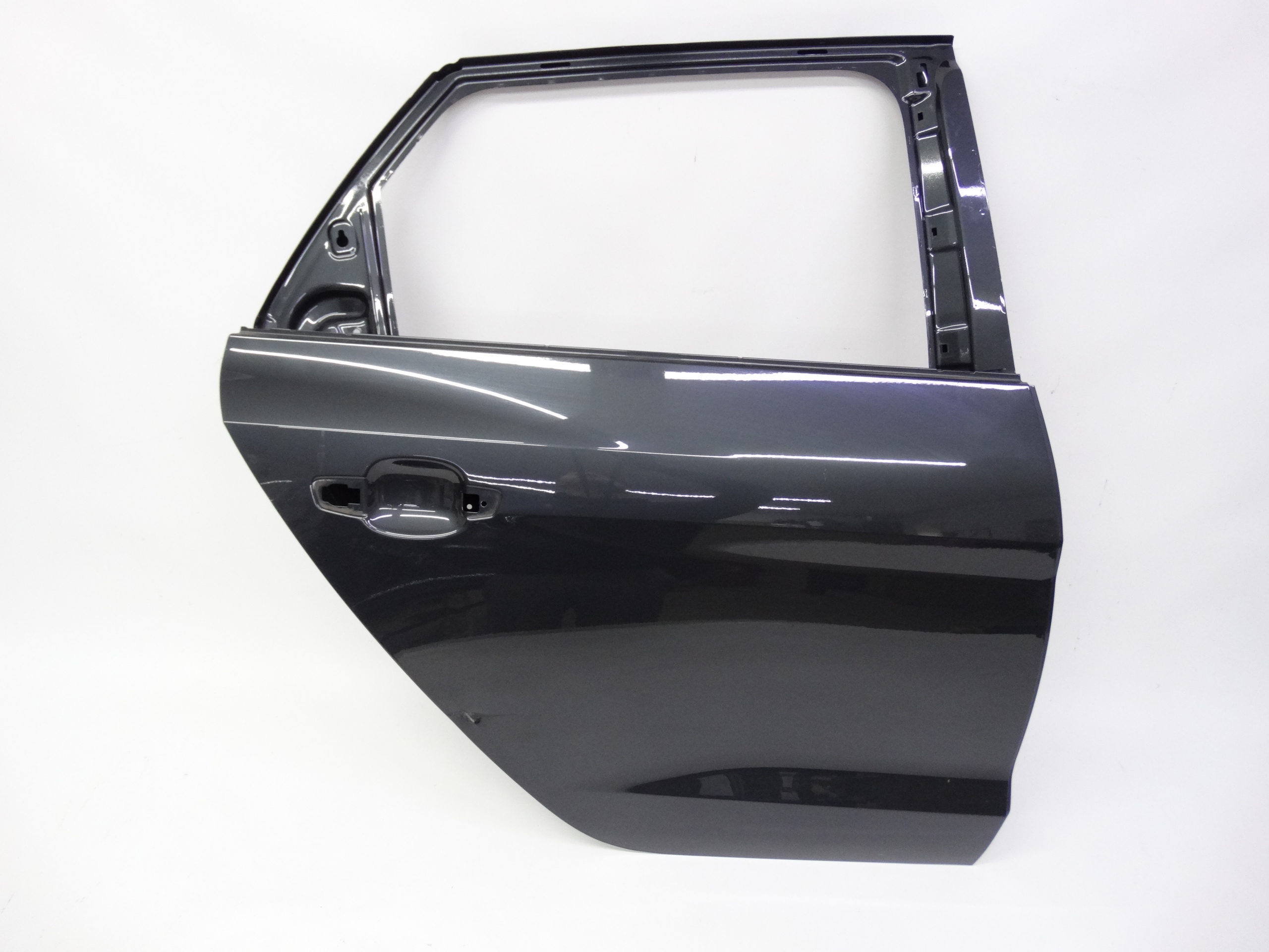 Second image of Audi A1 II GB 82A 2018-2022 drzwi prawe tylne oryginalne