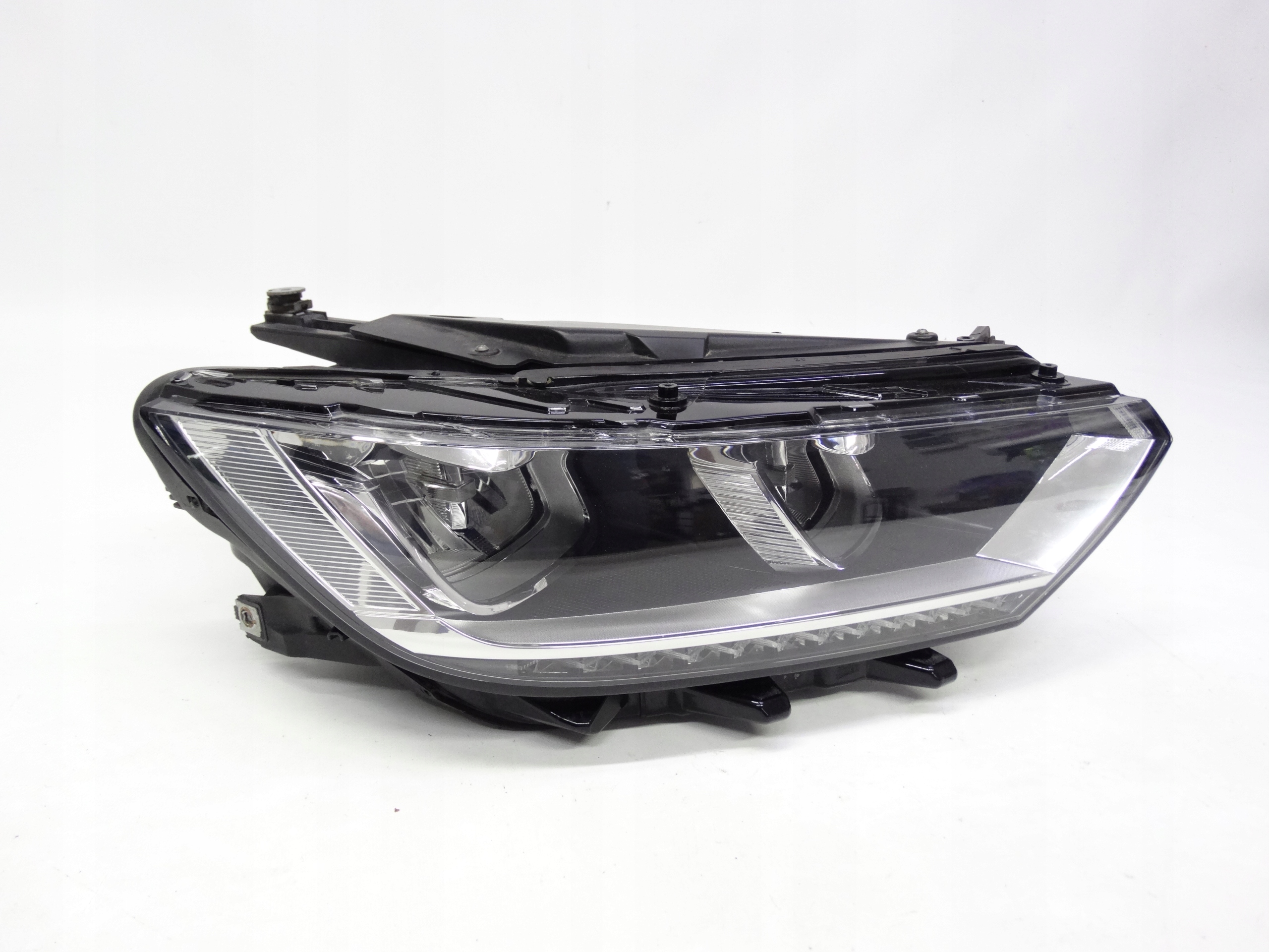 Second image of VW Passat B8 3G 2014-2019 lampa prawa Full LED 3G1941036C oryginalna