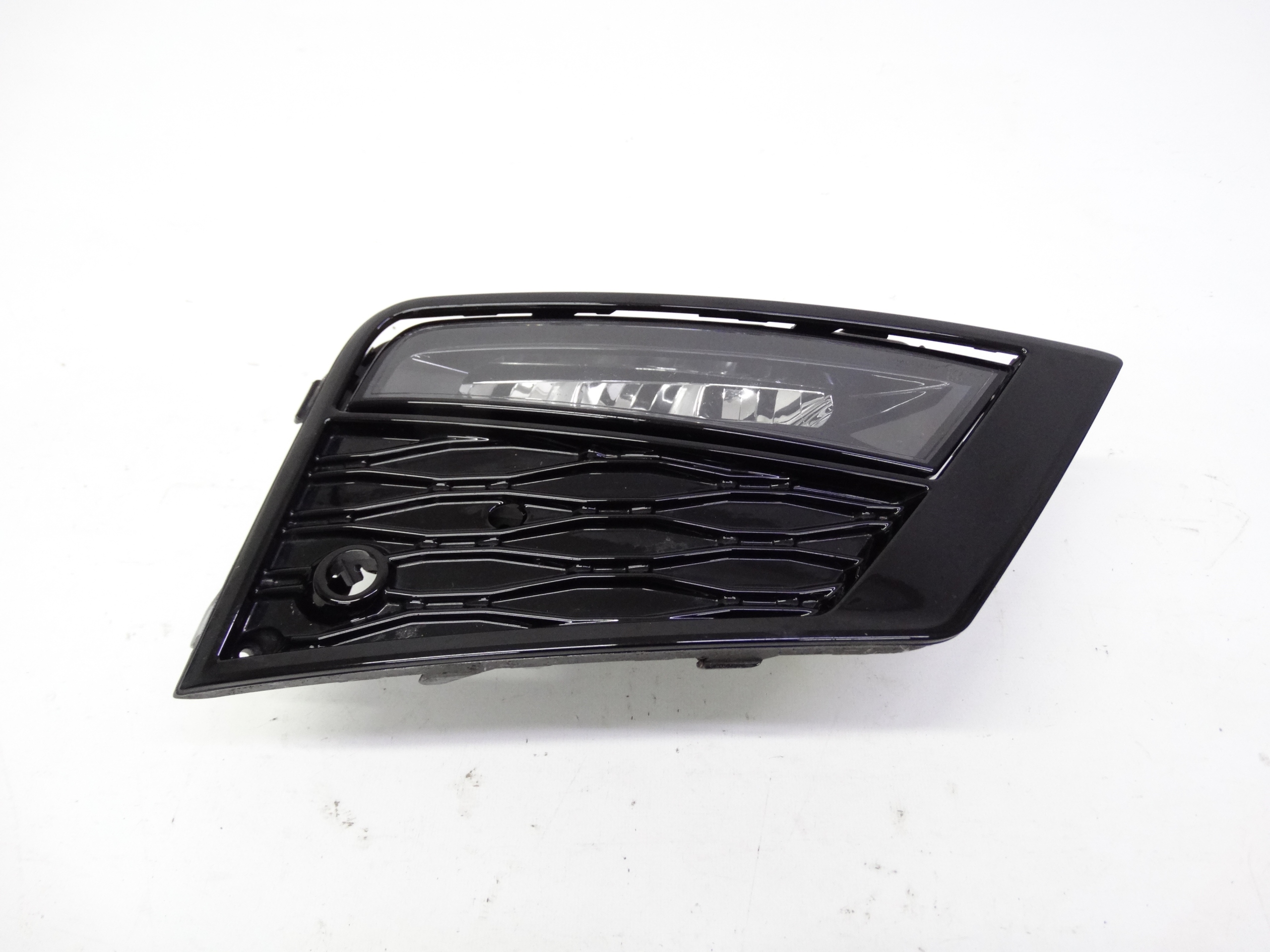 Second image of Seat Ateca 575 2016-2020 kratka+ lampa prawa DRL LED oryginalna 575941700A