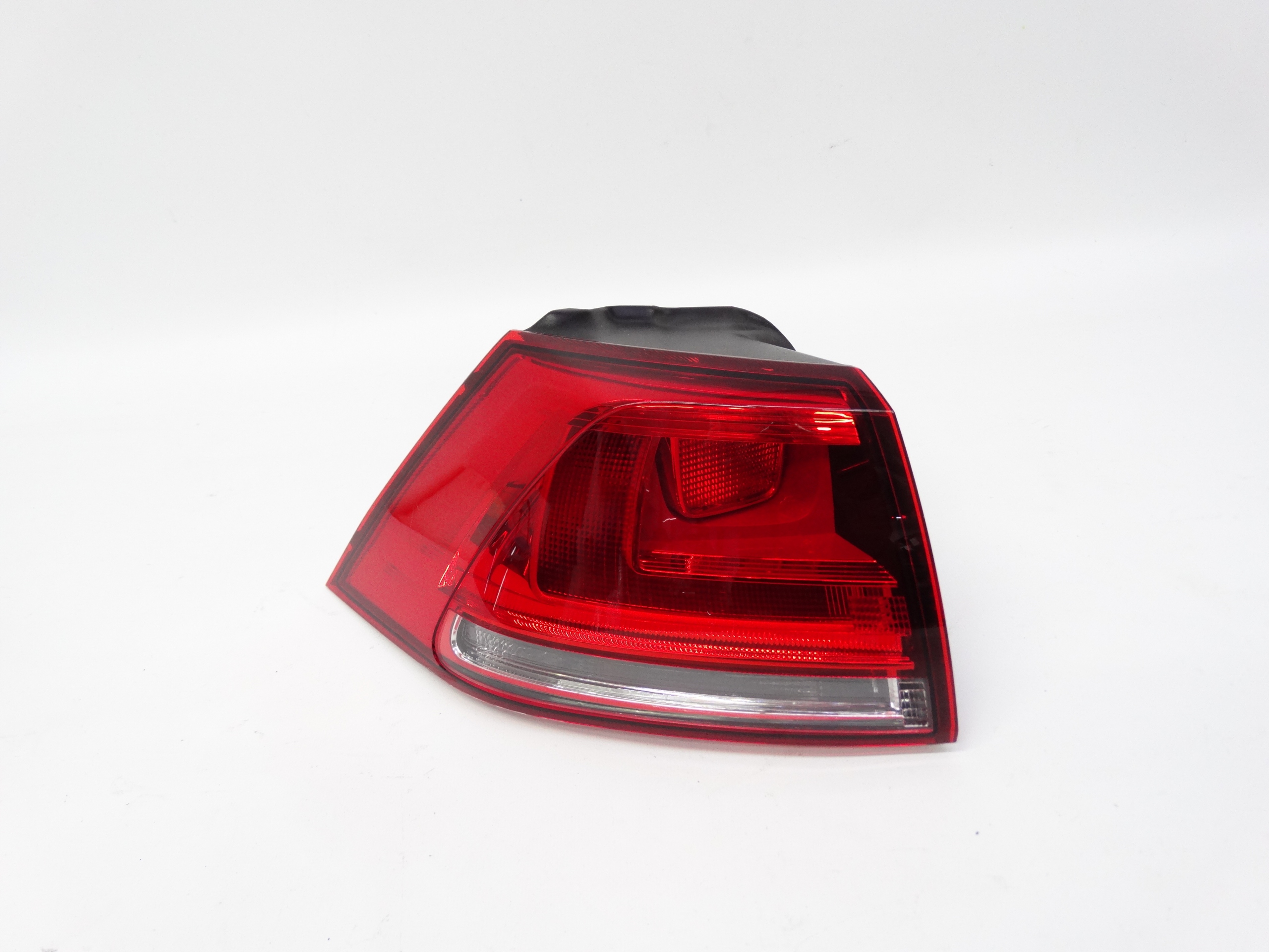 Second image of VW Golf VII HB 2012-2016 lampa tylna lewa w błotnik 5G0945095M oryginalna