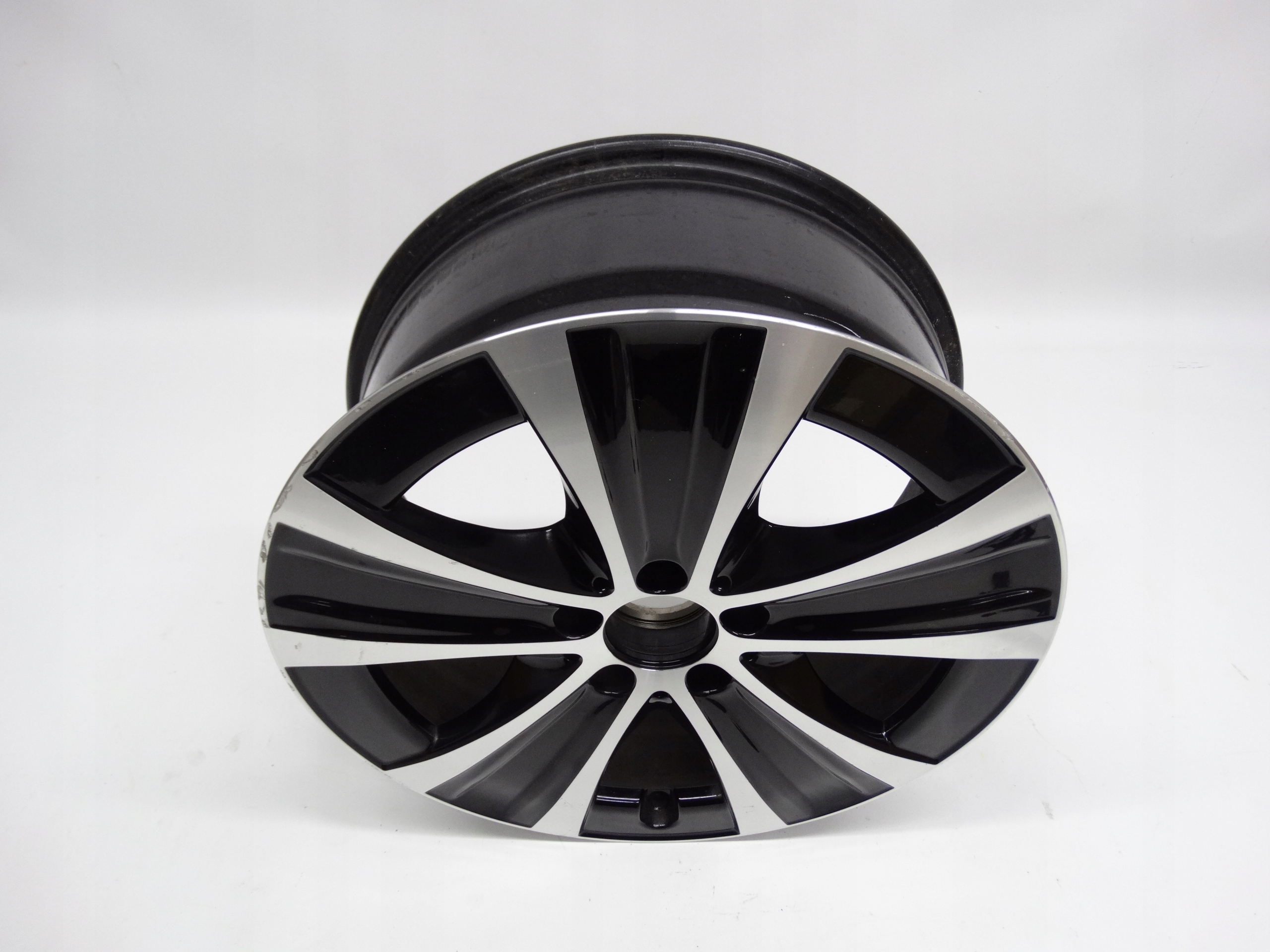 Second image of Mercedes E-klasa W213 A213 felga 18 cali A2134013700 oryginalna