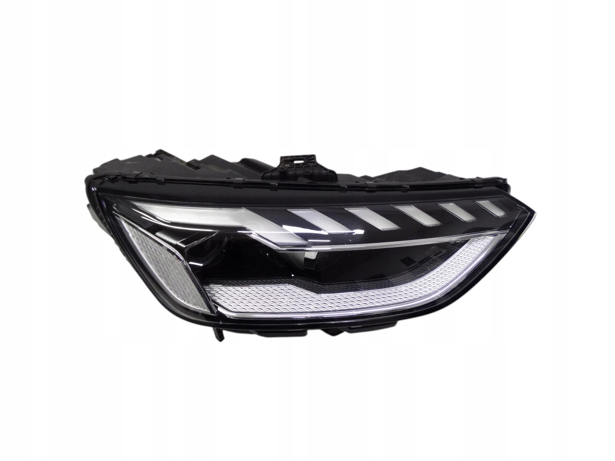 Audi A4 B9 Lift 8W 19- lampa prawa Full LED Matrix 8W0941036E oryginalna