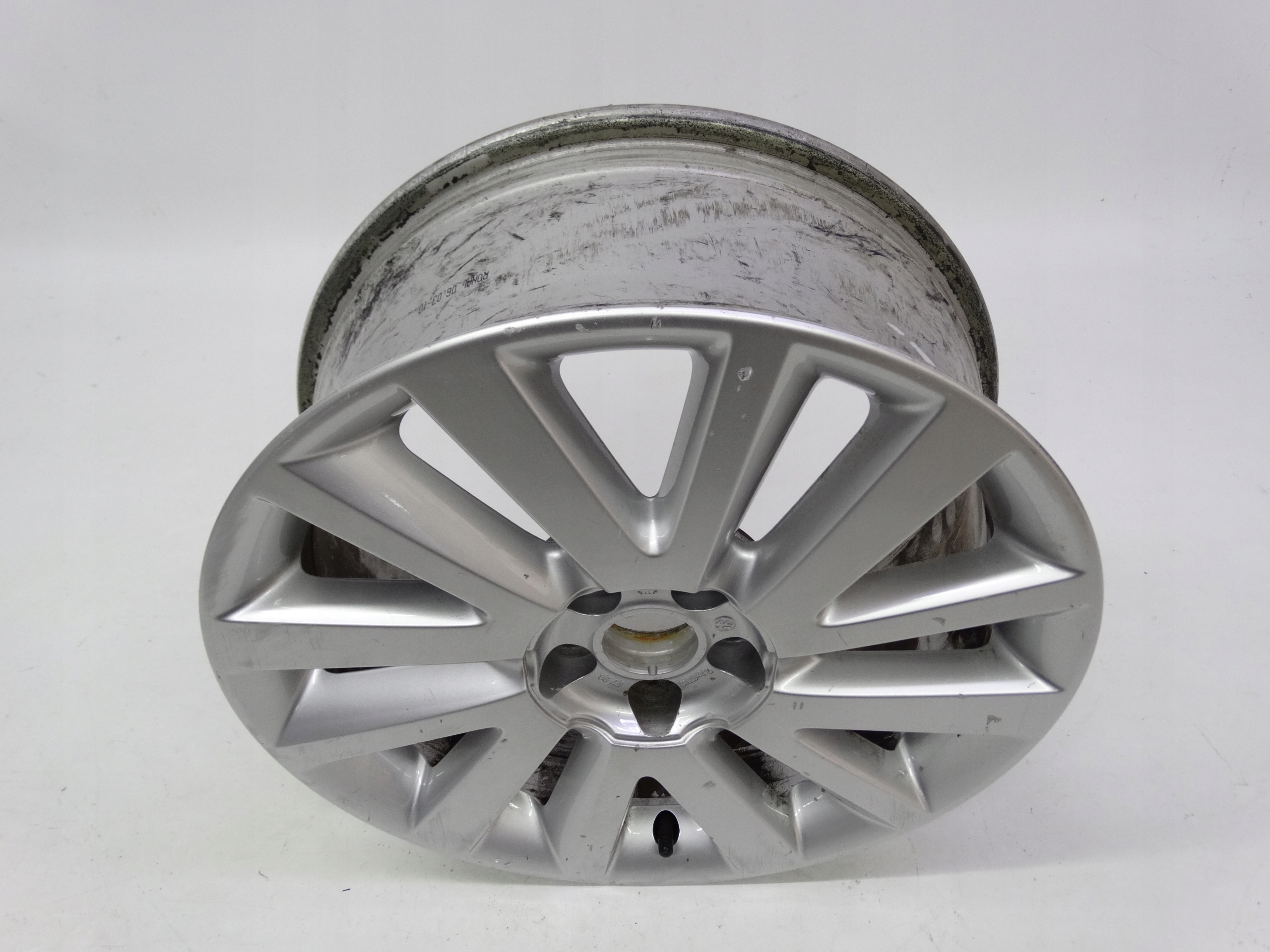 Second image of VW Beetle 1C felga 17 cali 1C0601025AG oryginalna