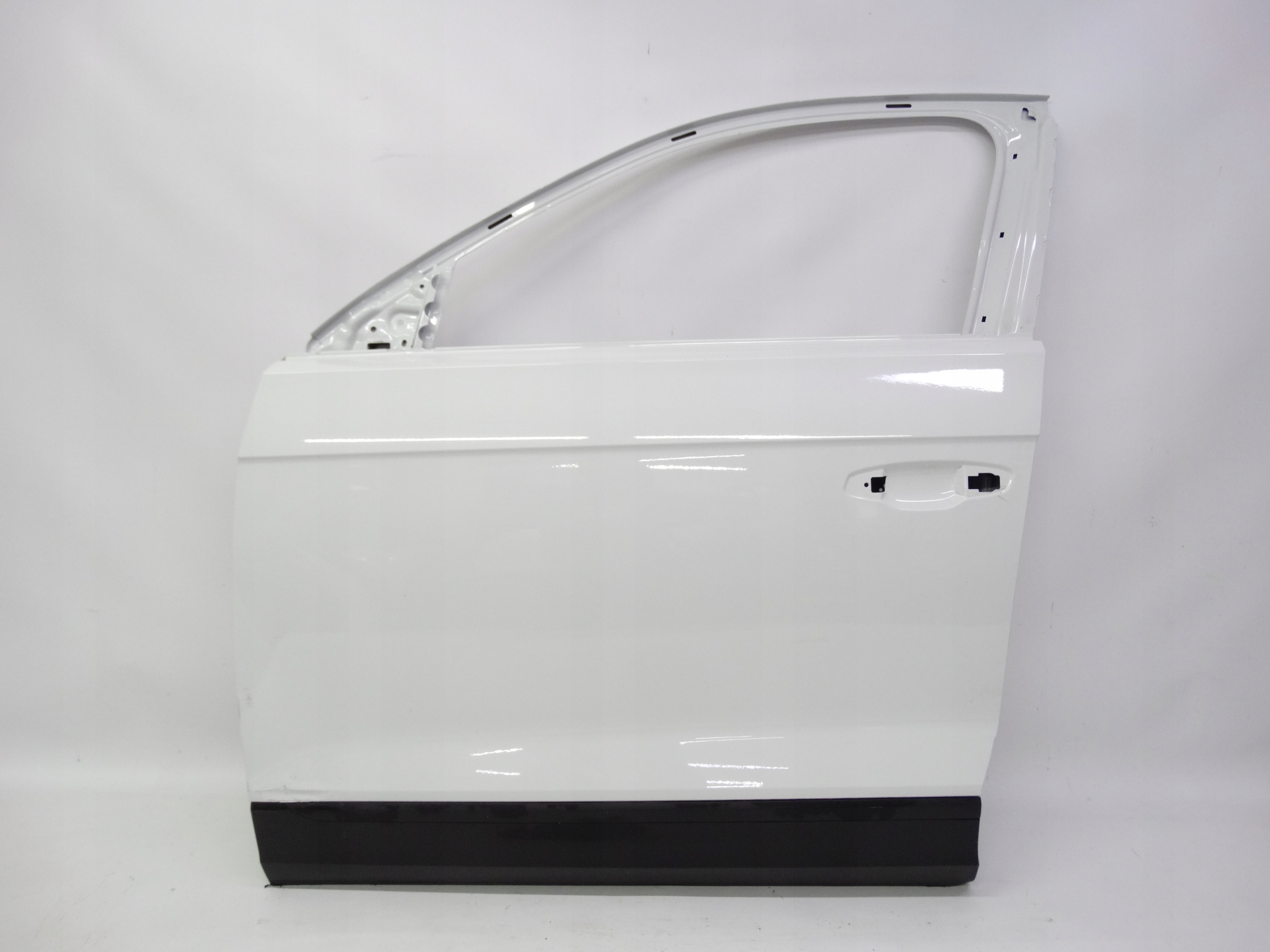 Second image of VW T-Roc 2GA 2017-2025 drzwi lewe przednie oryginalne