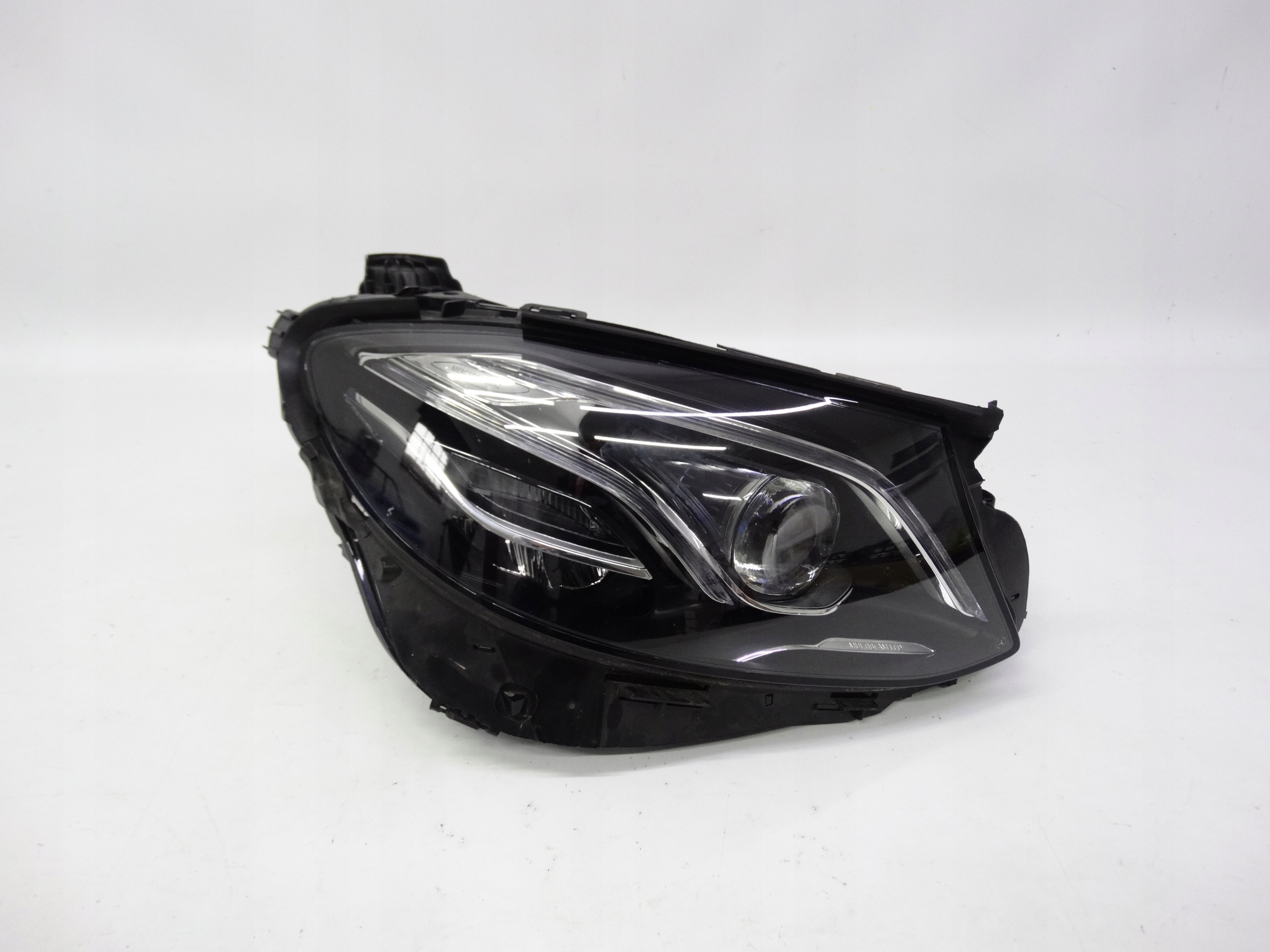 Second image of Mercedes E-Klasa W213 2016-2020 lampa prawa Multibeam LED A2139062606