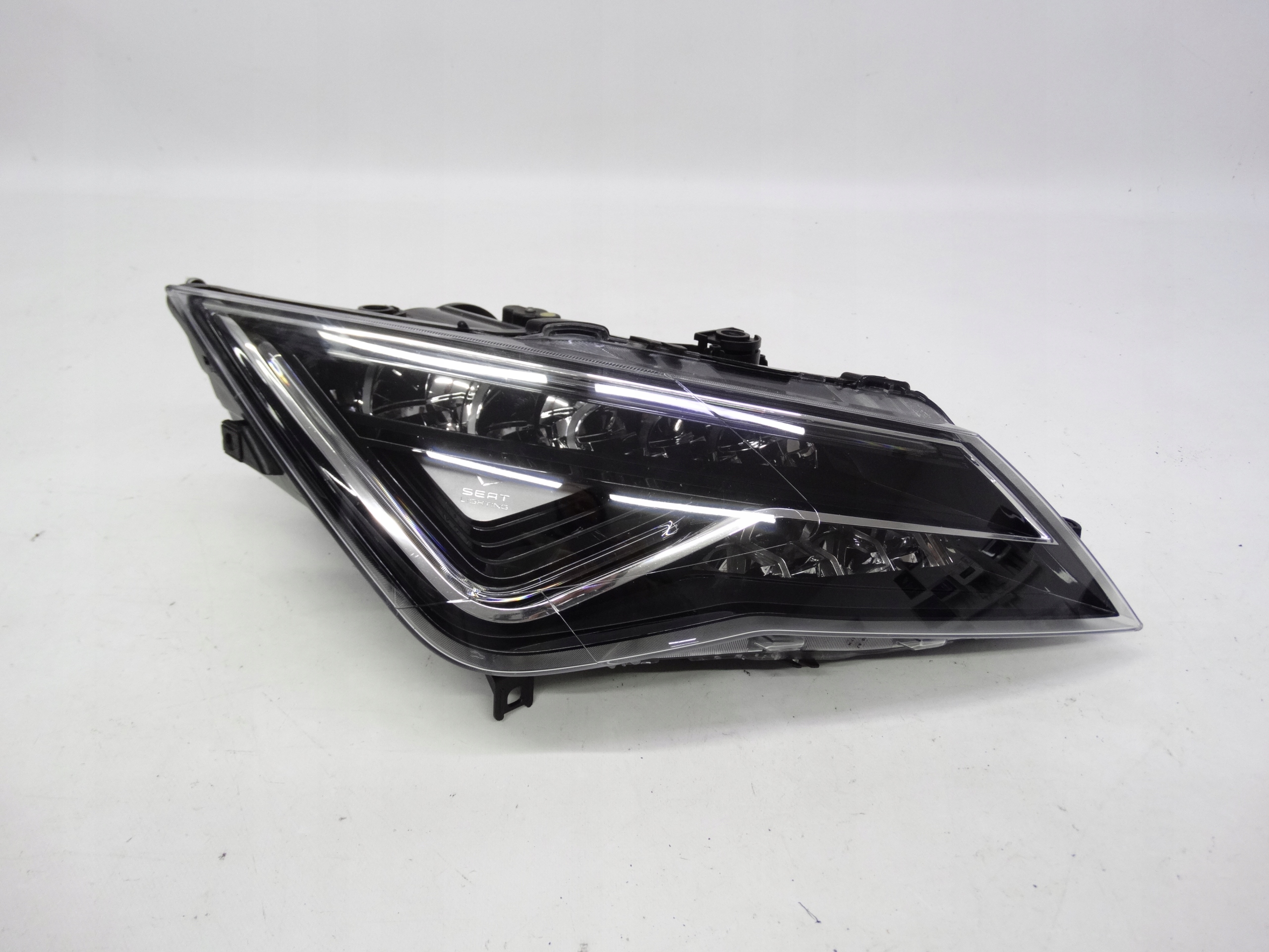 Second image of Seat Leon III Lift 2016-2020 lampa prawa Full LED 5F1941008F oryginalna