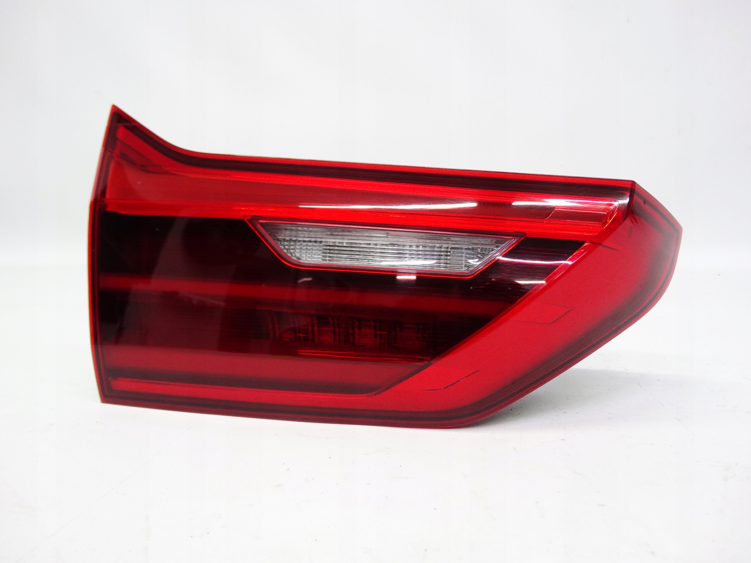 Second image of BMW 5 G31 2017-2020 lampa tylna lewa w klapę 7388949 oryginalna