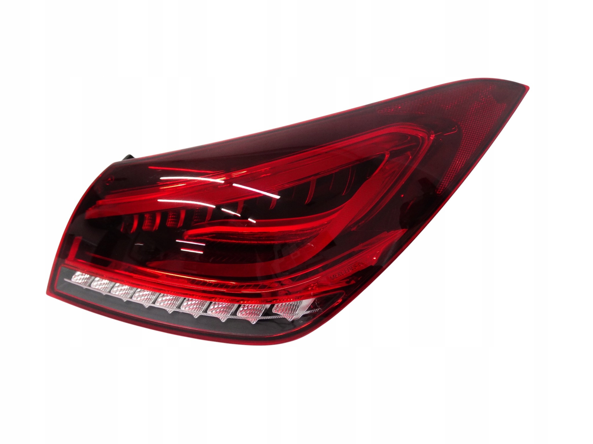 Mercedes CLA II C118 Shooting Brake X118 lampa tylna prawa LED A1189067600