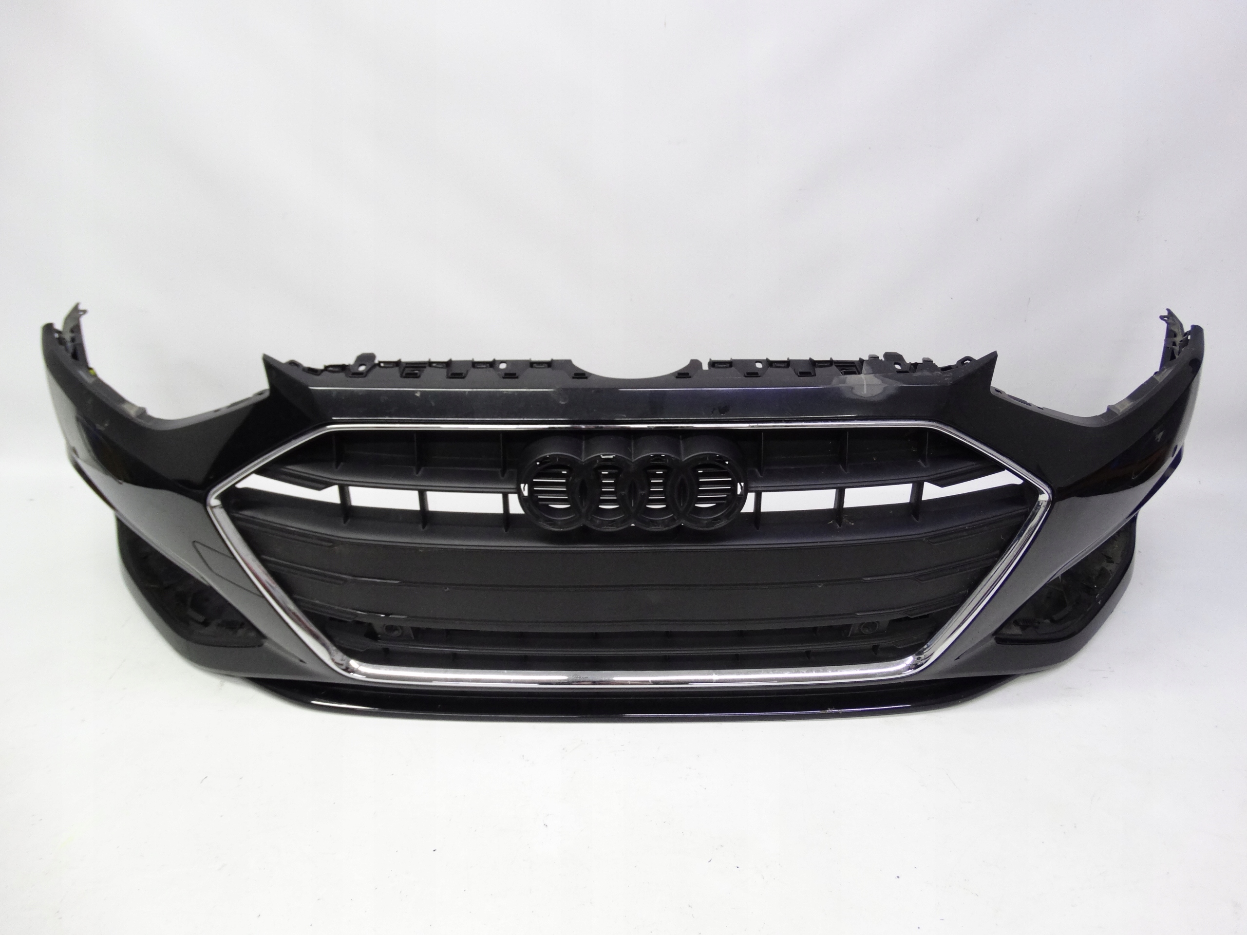 Second image of Audi A4 B9 Lift 8W 2019-2024 zderzak oryginalny 8W0807437