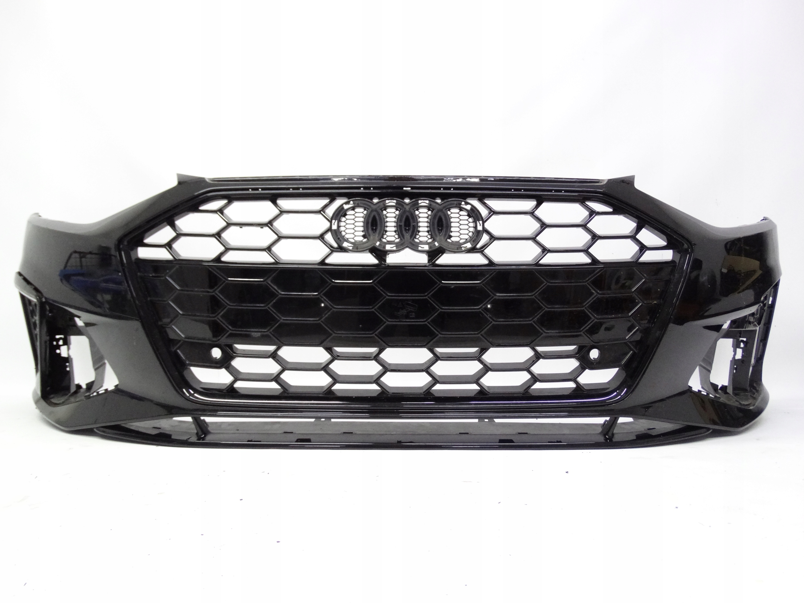 Second image of Audi A4 B9 S-Line Lift 8W 19-24 zderzak przedni oryginalny 8W0807437AQ