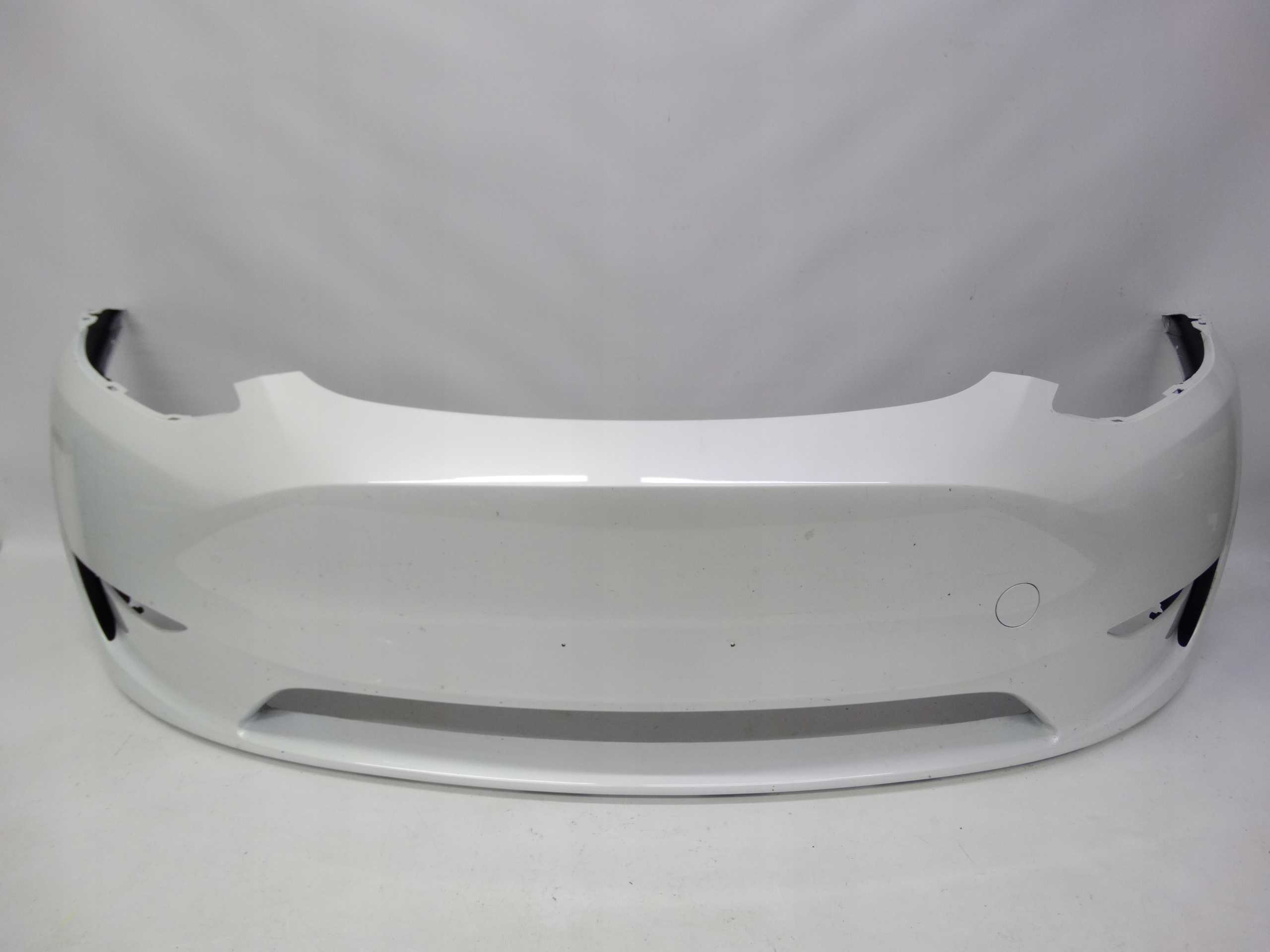 Second image of Tesla Model Y 2020-2024 zderzak przedni 1493745-00-A oryginalny