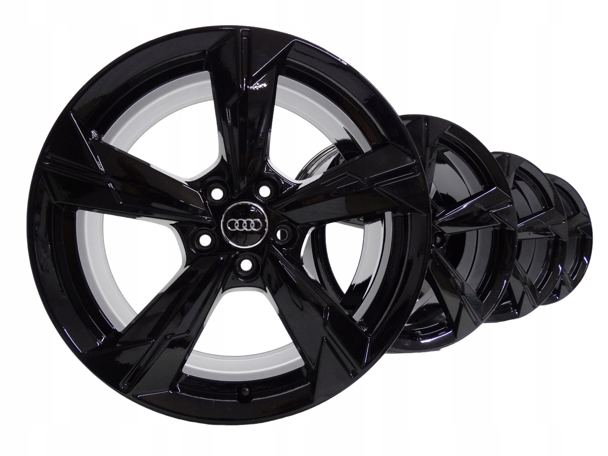 Audi A6 C8 4K komplet felg 18 cali 4K0601025D oryginalny