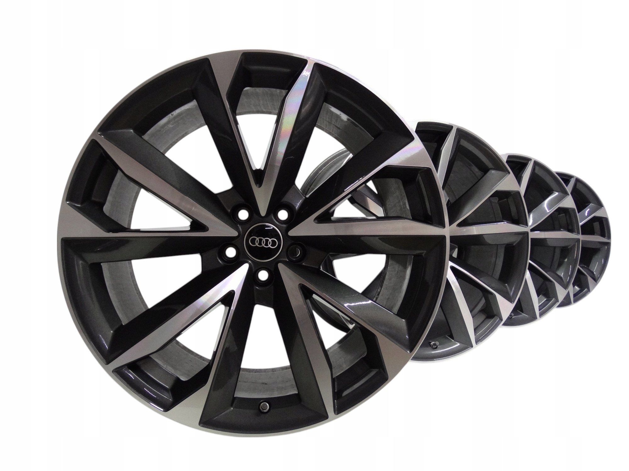 Audi Q7 II 4M komplet felg 21 cali 4M0601025BP oryginalne