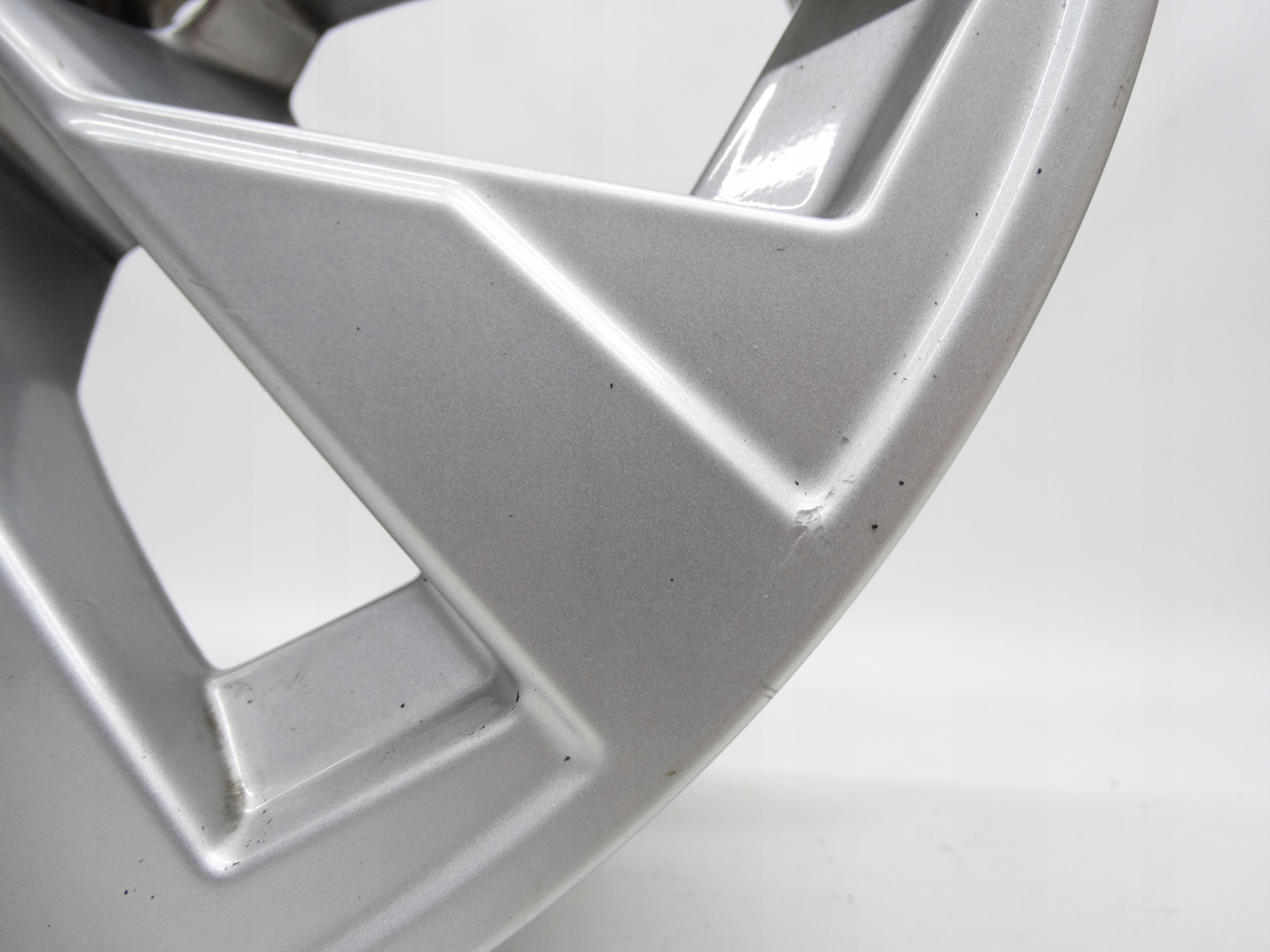 Second image of Audi A3 8Y felga 16 cali 8Y0601025T oryginalna