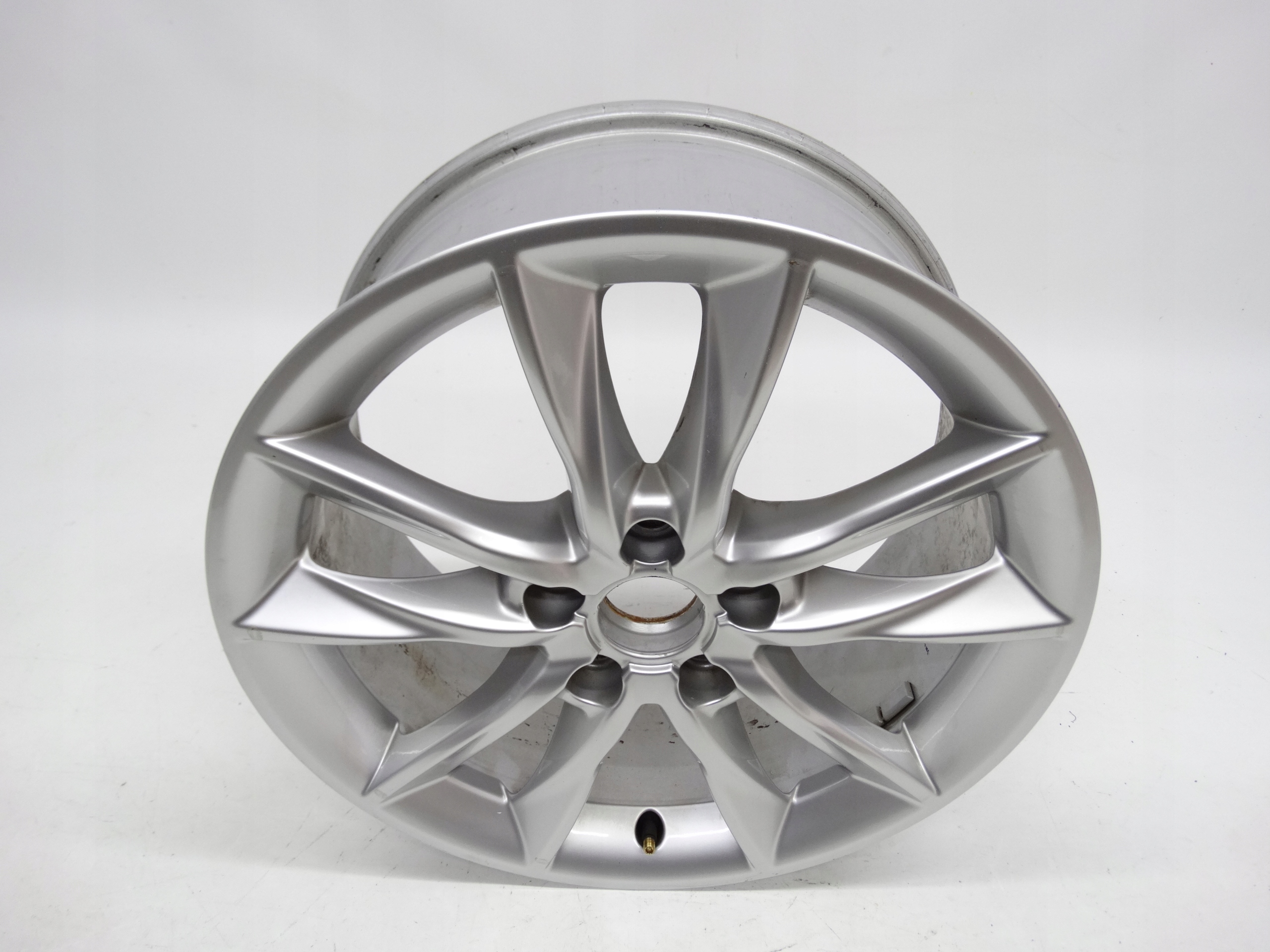 Second image of Audi A3 8V felga 17 cali 8V0601025BP oryginalna