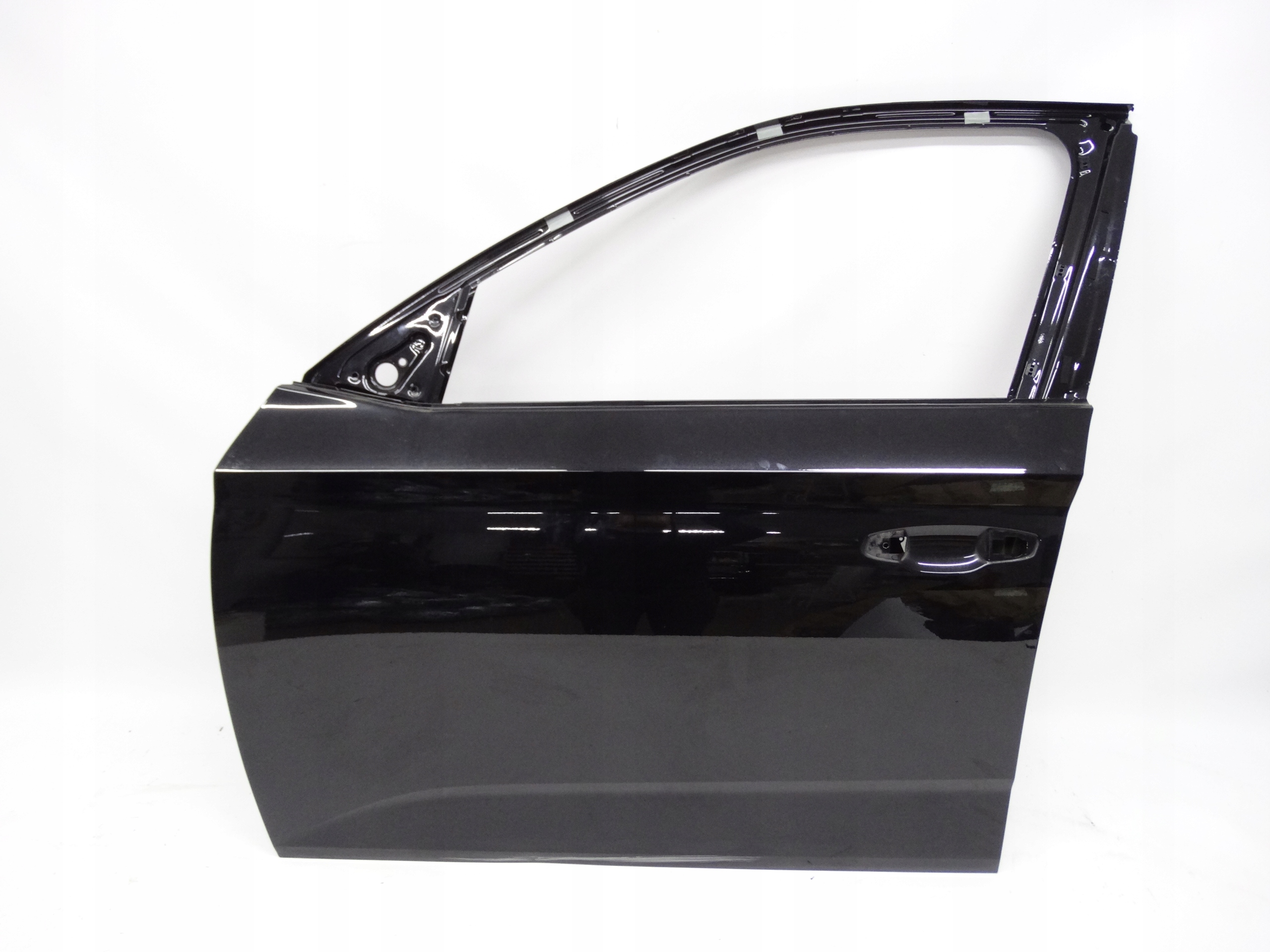 Second image of Skoda Scala 657 2019+ drzwi lewe przednie 657831311B oryginalne