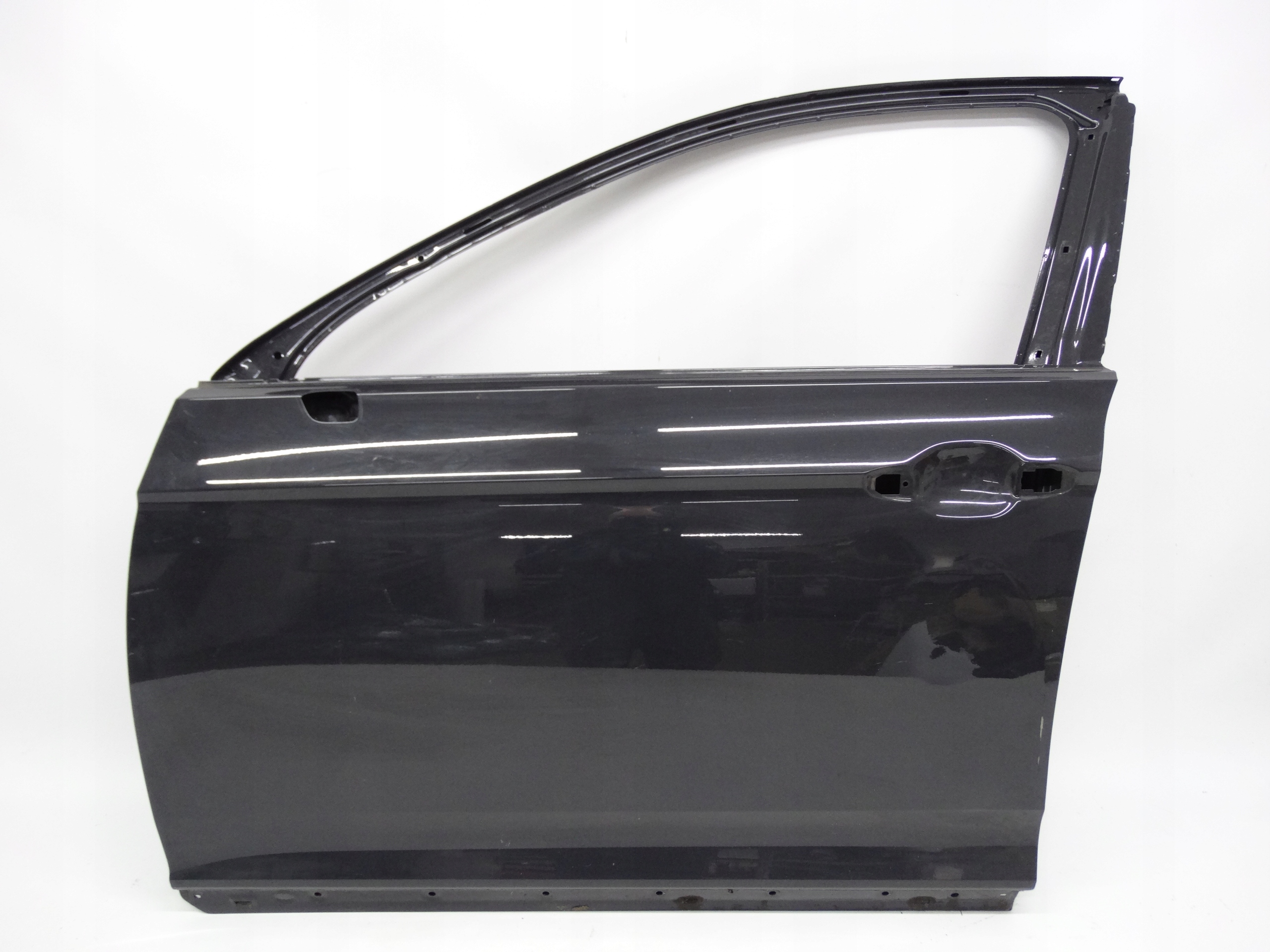 Second image of VW Passat B8 3G 2014-2023 drzwi lewe przednie 3G0831311L oryginalne