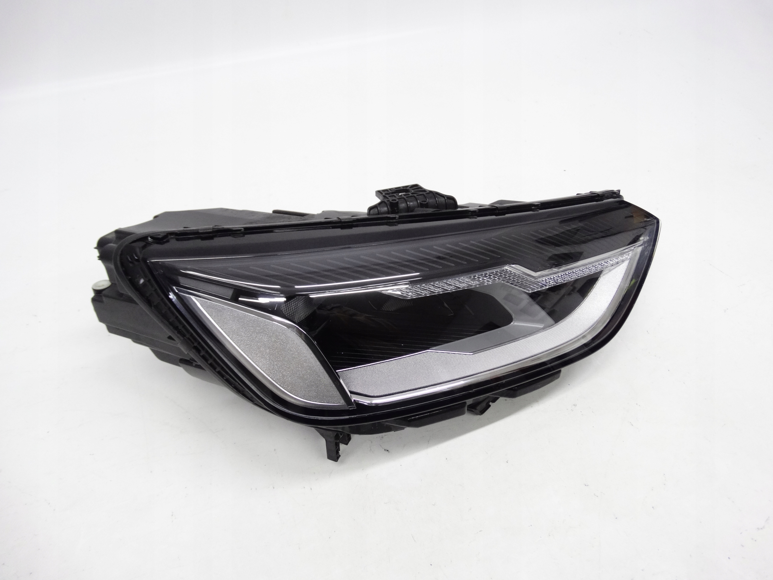 Second image of Audi A4 B9 Lift 8W 2019-2024 lampa prawa Full LED 8W0941012 oryginalna