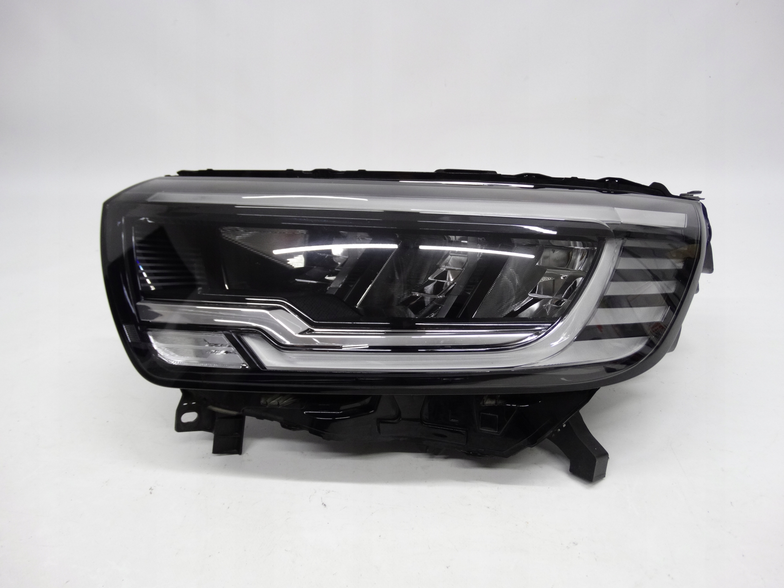 Second image of Renault Kangoo III 2021+ lampa lewa Full LED 260608525R oryginalna