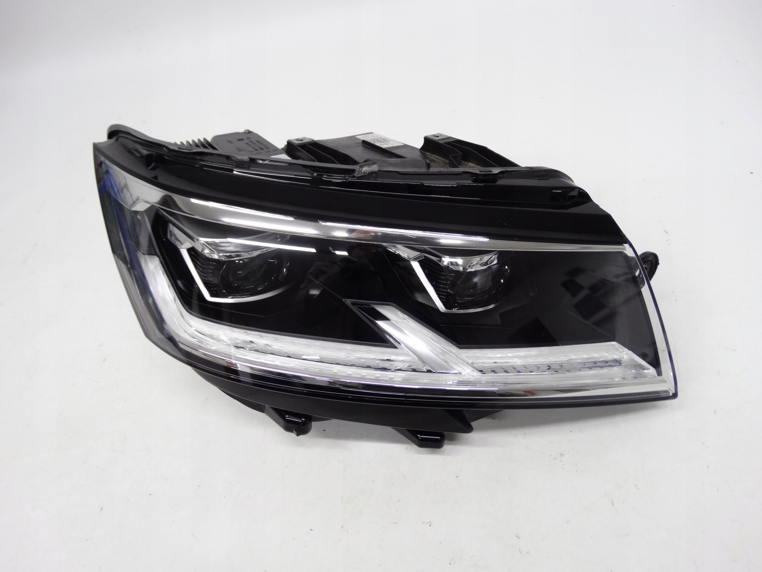 Second image of VW T6.1 Multivan 19-24 T6 Lift lampa prawa Full LED 7L1941036D oryginalna