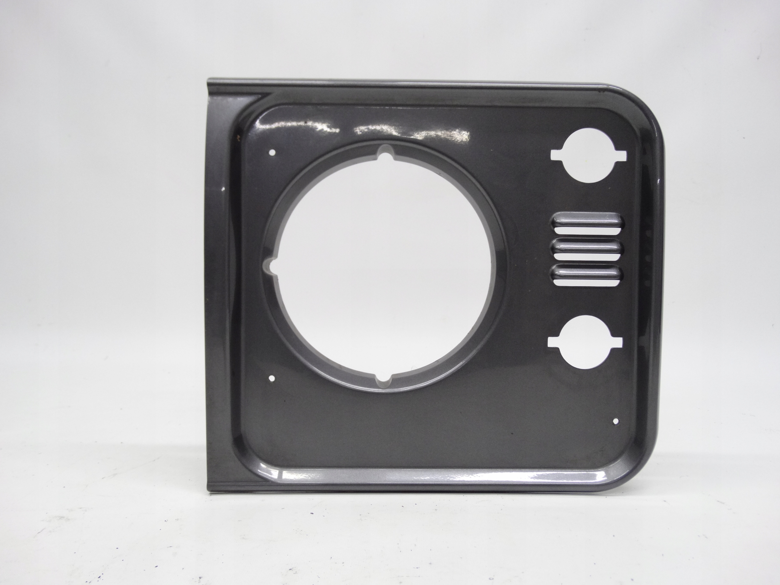 Second image of Land Rover Defender Lift 13-16 ramka lampy lewa przednia XH12-13C025-AB8