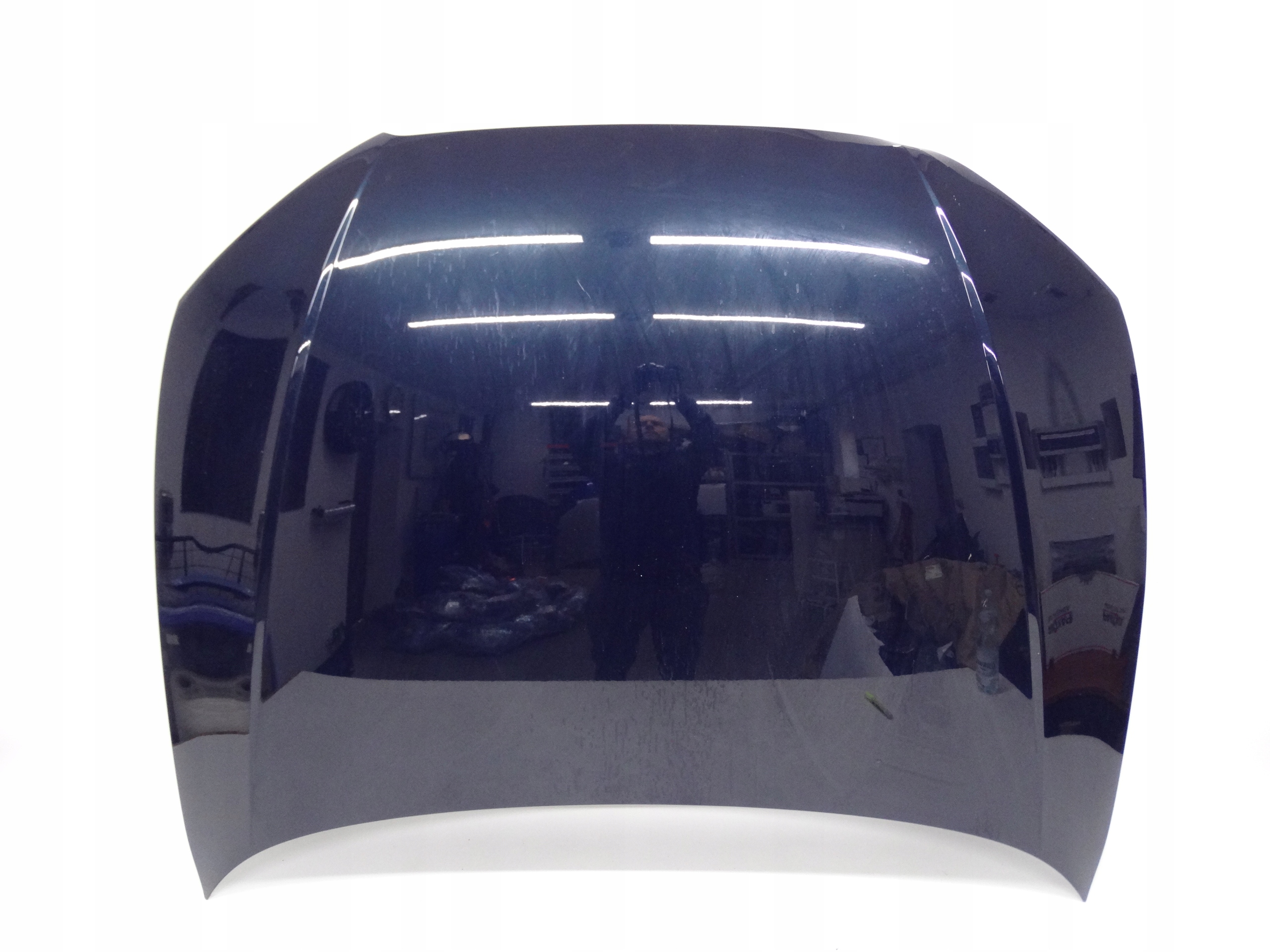 Second image of Audi A3 8V Hatchback 2012-2020 maska pokrywa silnika oryginalna