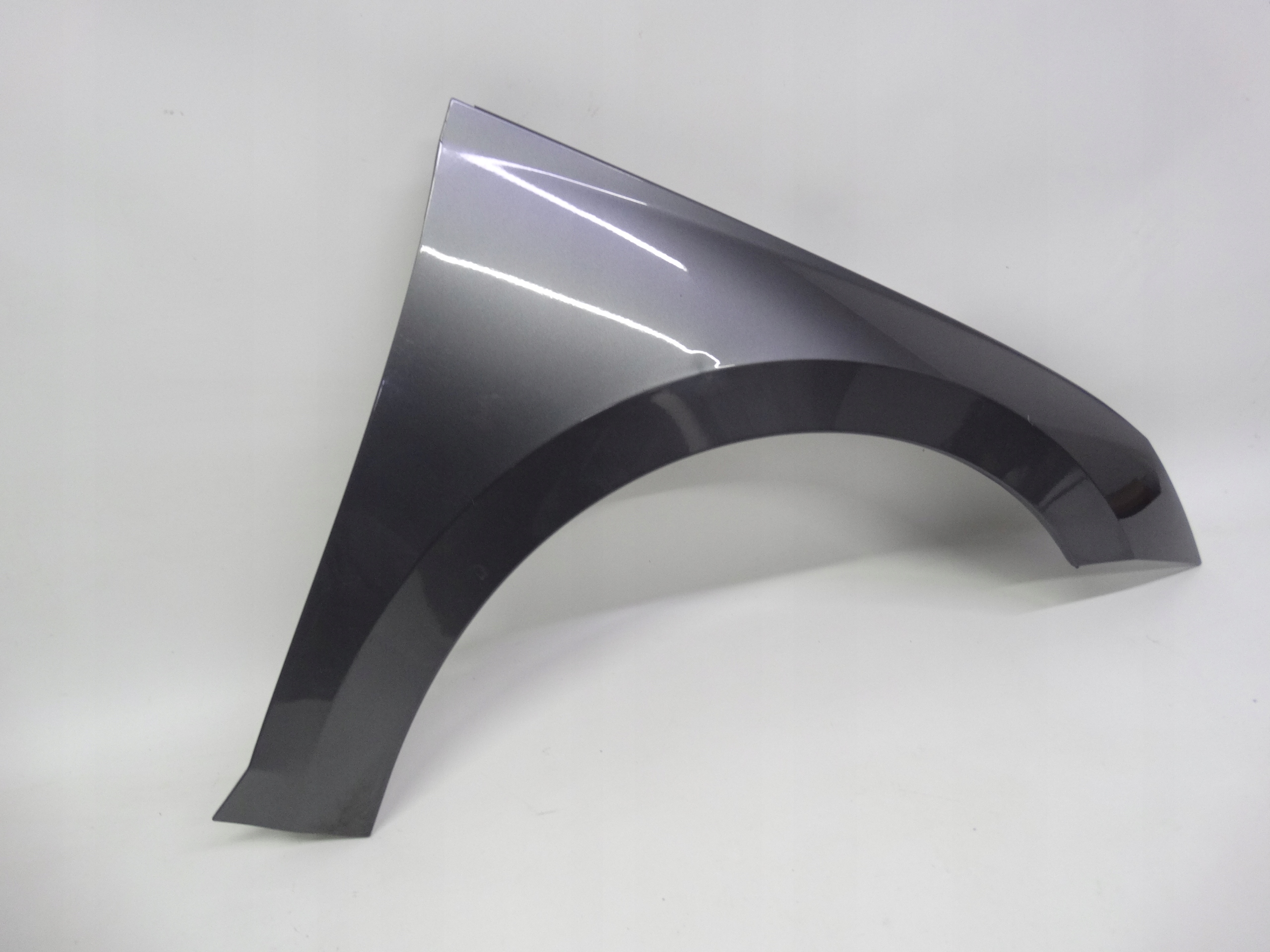 Second image of Skoda Octavia IV 5E3 błotnik prawy przedni oryginalny