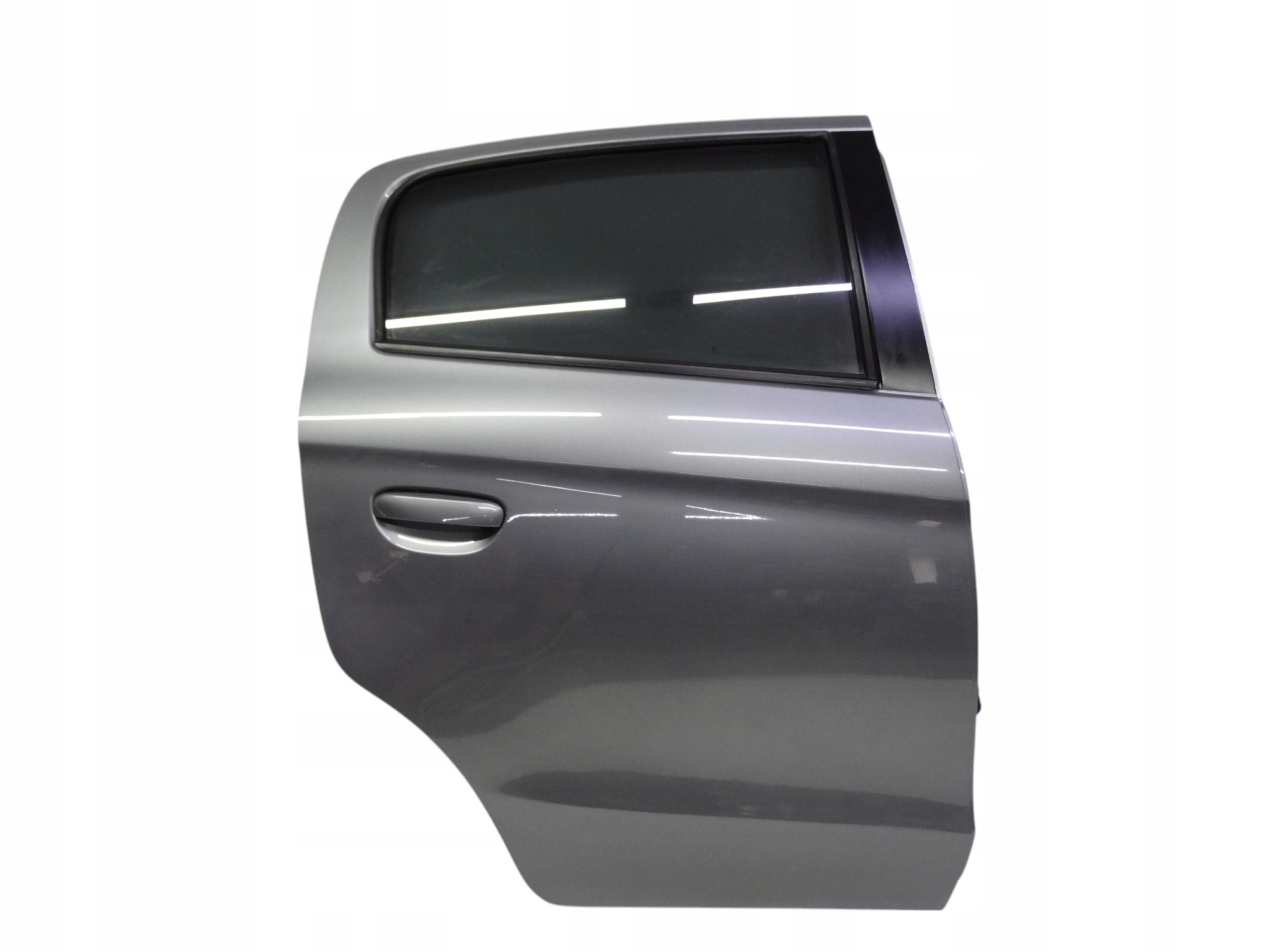 Mitsubishi Space Star II 2012+ drzwi prawe tylne oryginalne kompletne
