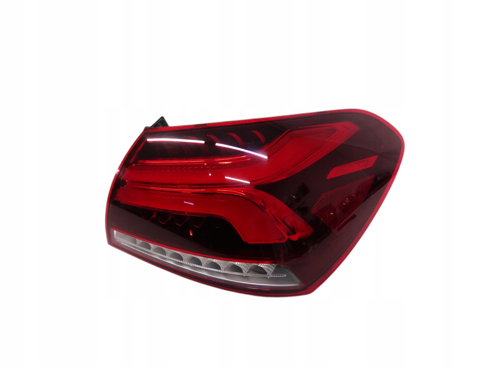 Mercedes A-Klasa V177 Sedan W177 18-23 lampa tylna prawa LED A1779067000