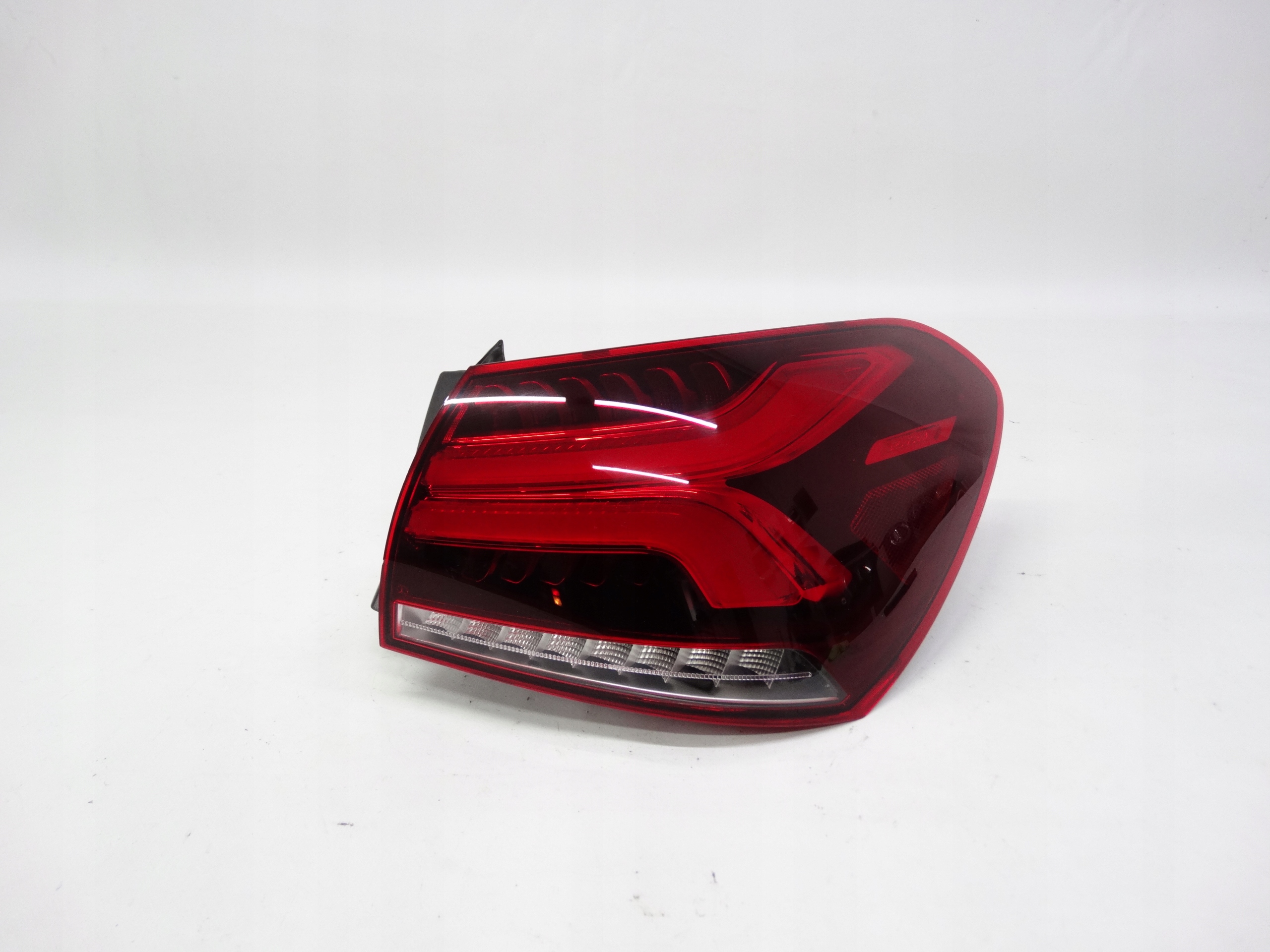 Second image of Mercedes A-Klasa V177 Sedan W177 18-23 lampa tylna prawa LED A1779067000