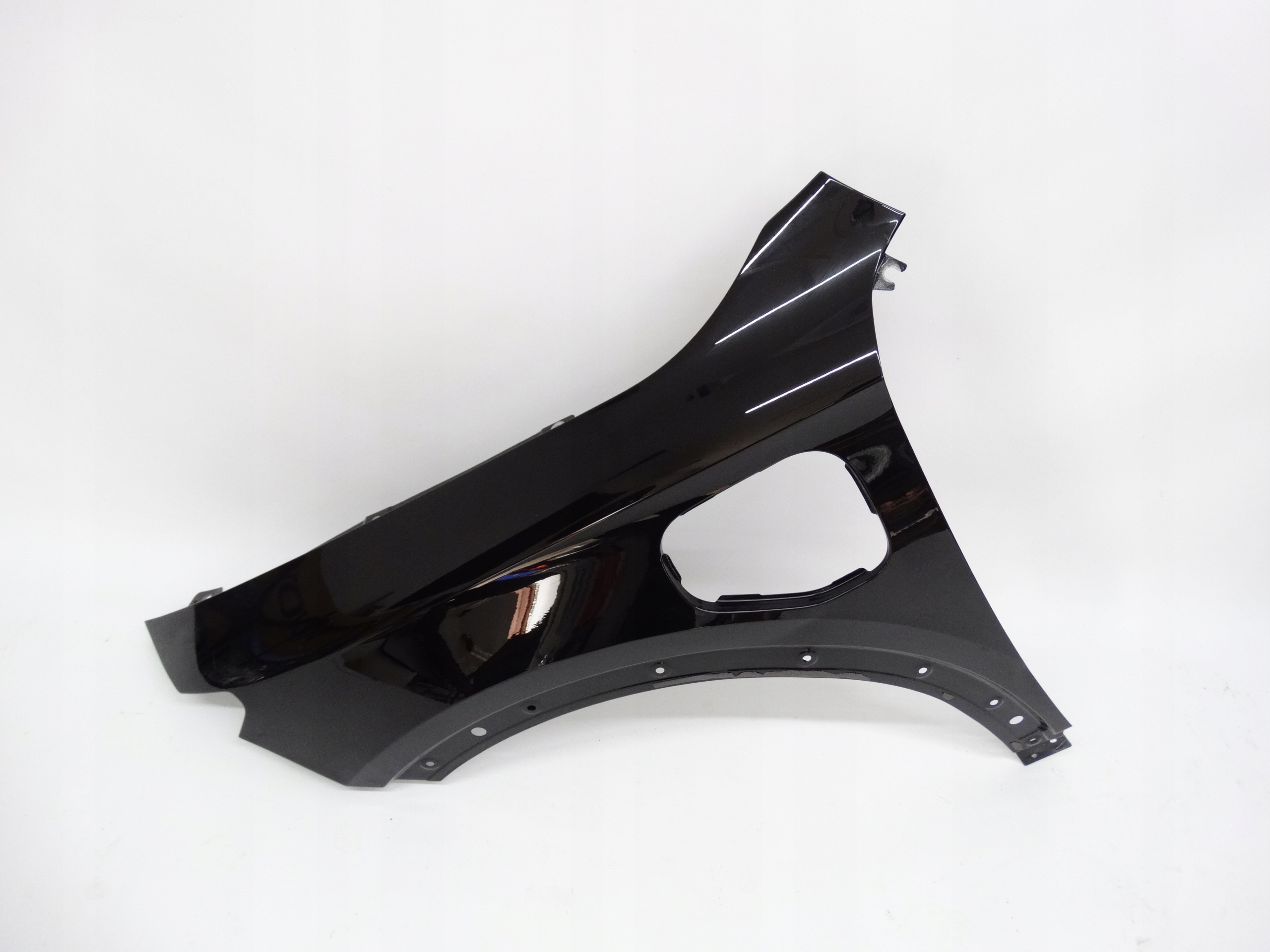 Second image of Cupra Formentor Hybryda 1.4 e-Hybrid 20- błotnik lewy przedni 5FF821105E