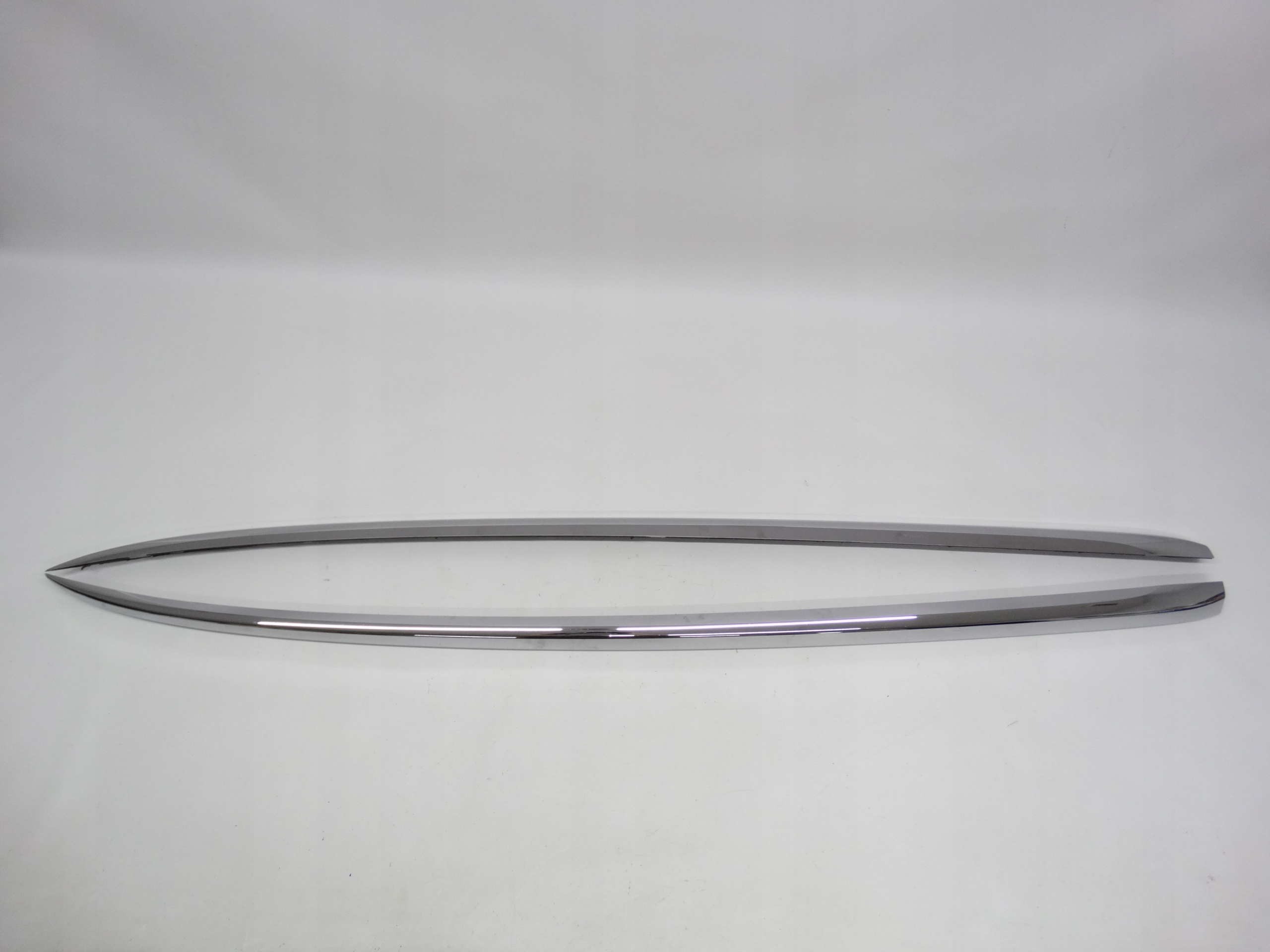 Second image of Opel Astra V K Kombi relingi poprzeczki dachowe 39069778 oryginalne