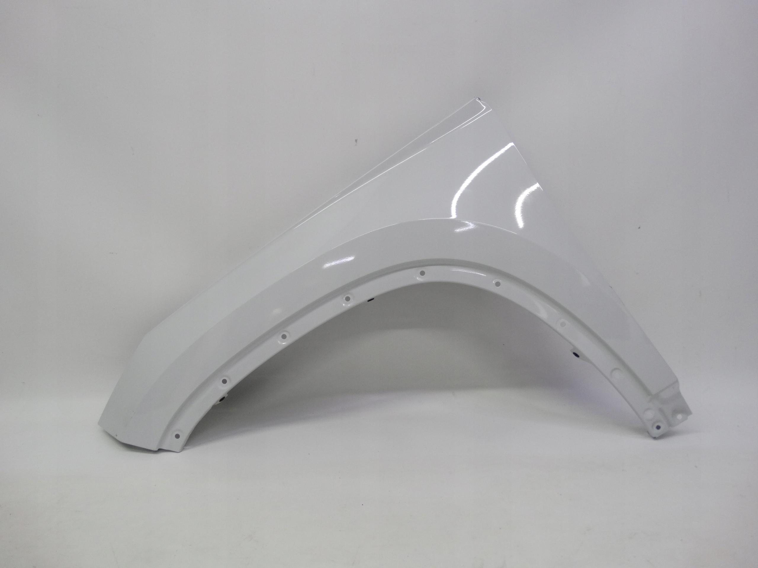 Second image of Skoda Kodiaq 565 17-24 błotnik lewy przedni oryginalny