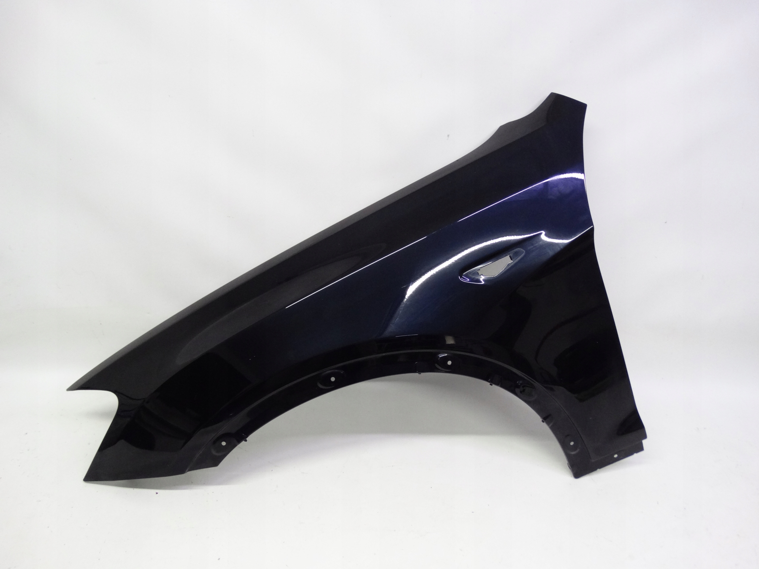 Second image of BMW X3 F25 X4 F26 10-17 błotnik lewy przedni oryginalny