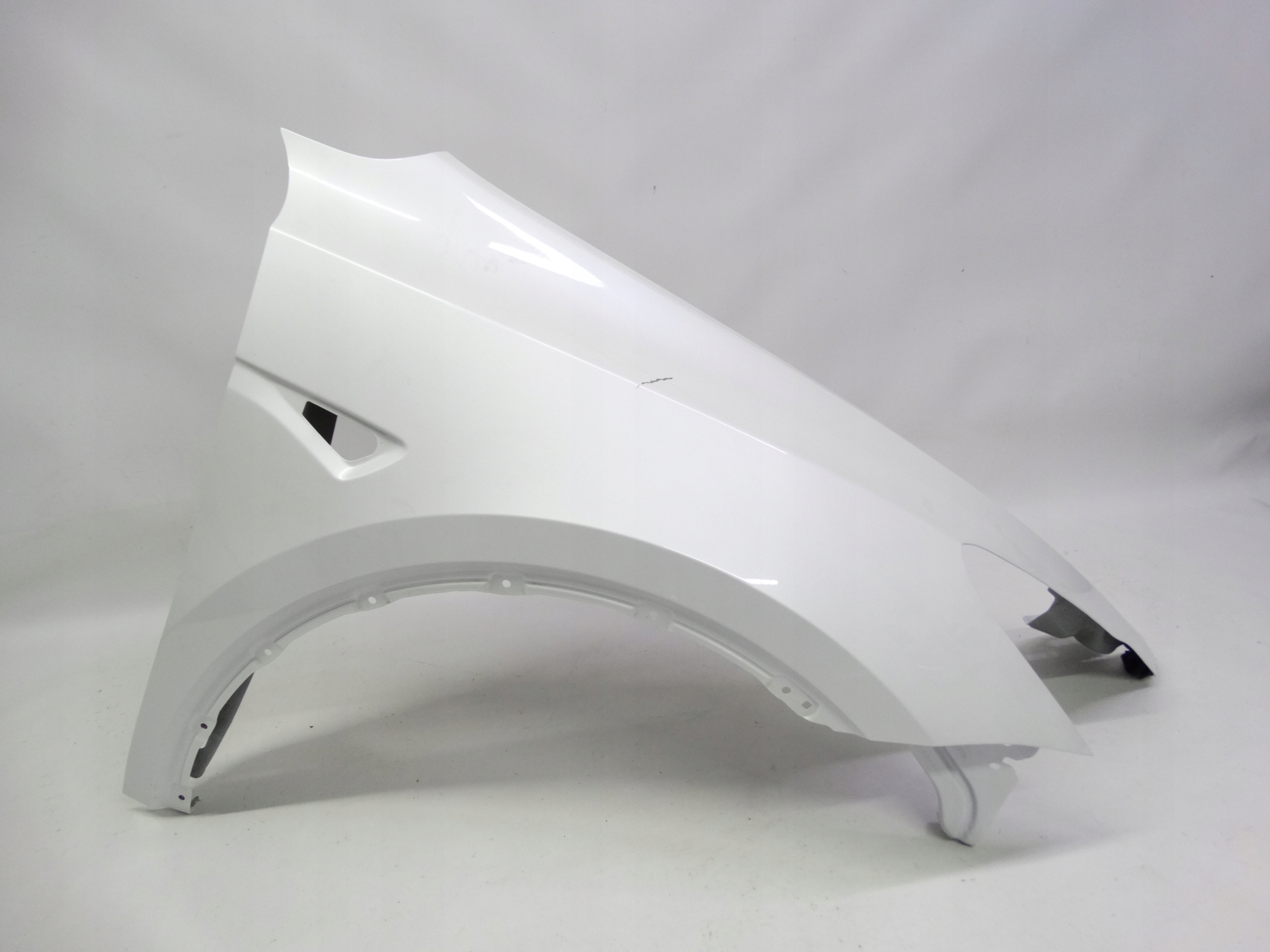 Second image of Tesla Model Y 2020+ błotnik prawy przedni oryginalny