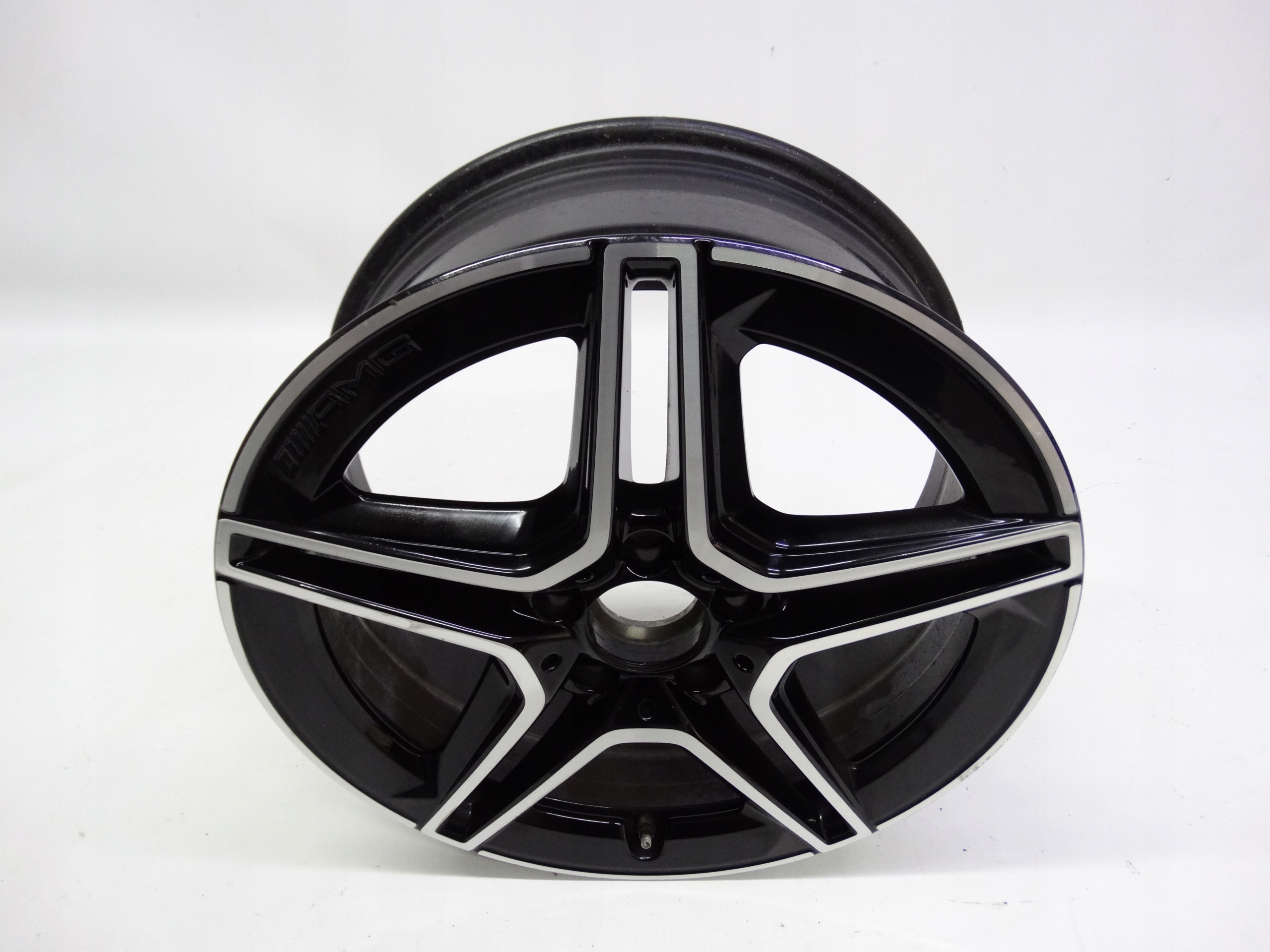 Second image of Mercedes A-Klasa W177 AMG felga 18 cali A1774011500 oryginalna