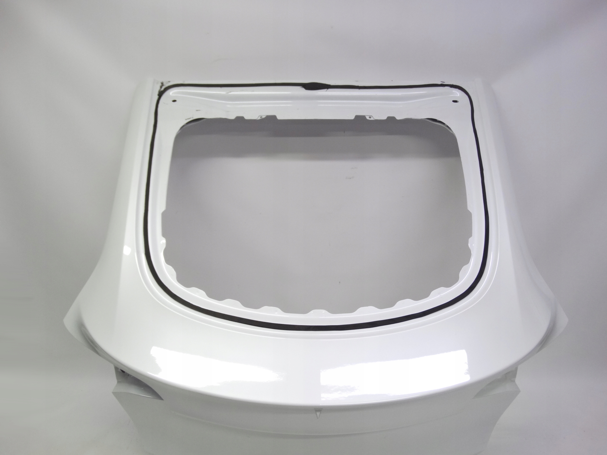 Second image of Tesla Model Y 2020-2025 klapa bagażnika oryginalna