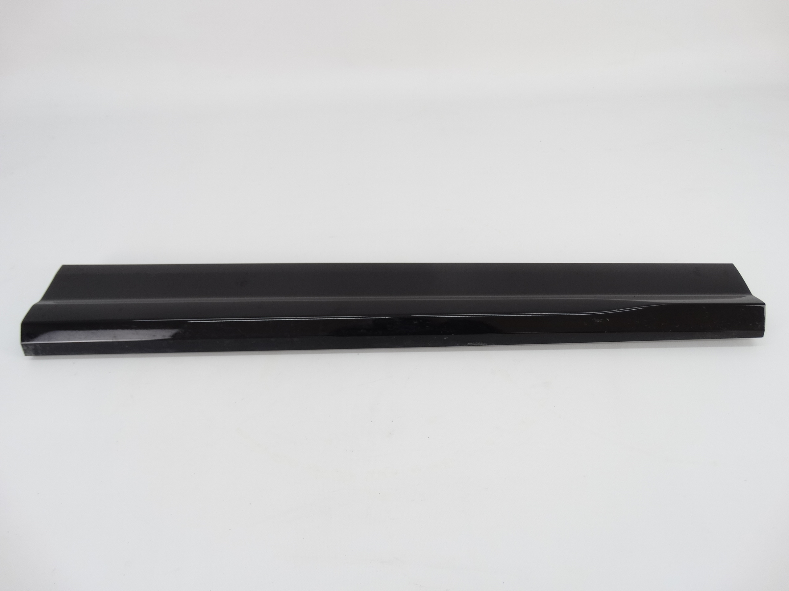 Second image of Audi Q2 81A 16- listwa drzwi prawa przednia