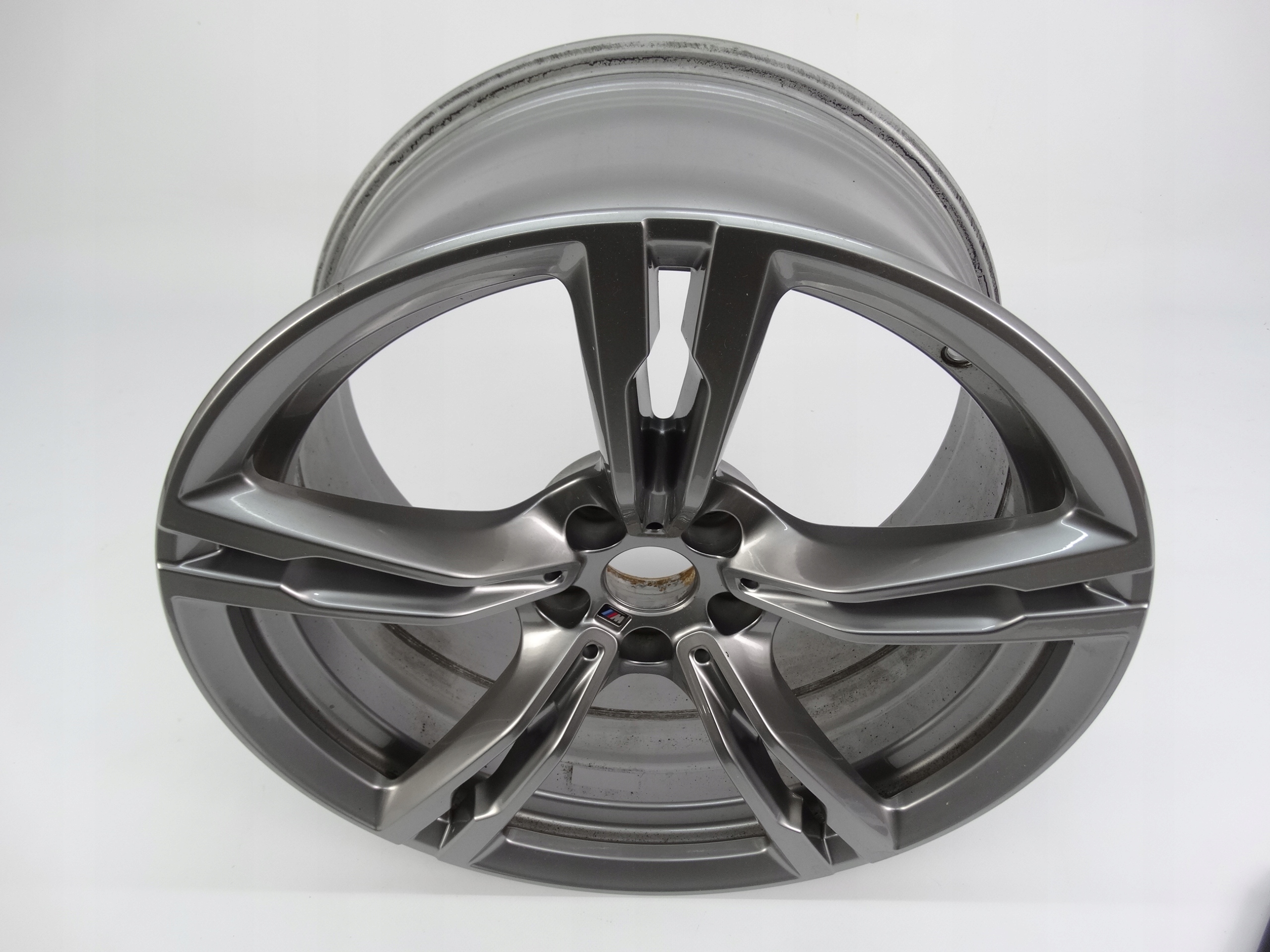 Second image of BMW M5 F90 G30 M-Power 19 cali 8043663 przednia