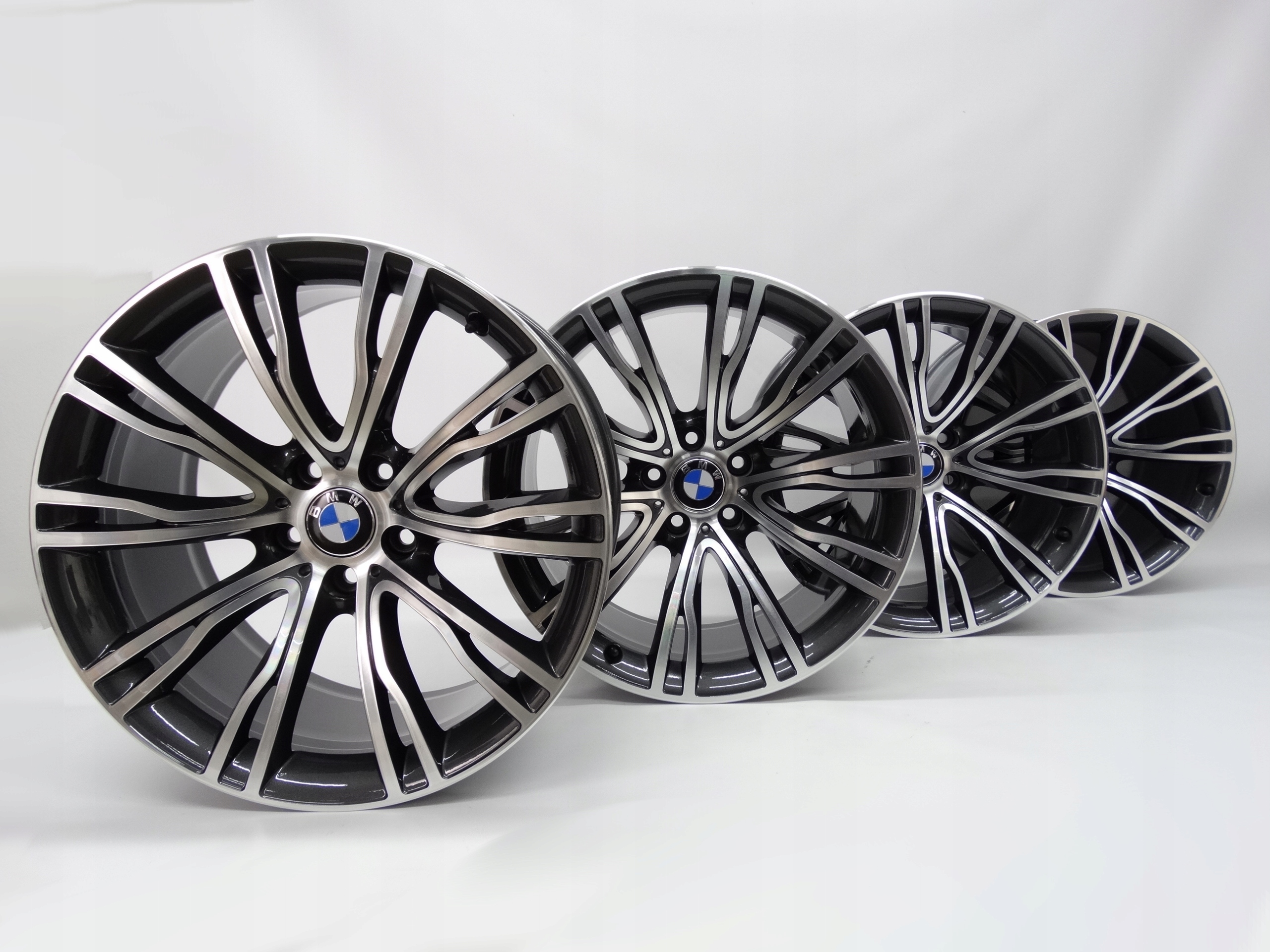 Second image of BMW X5 F15 X6 F16 komplet felg 20 cali Individual