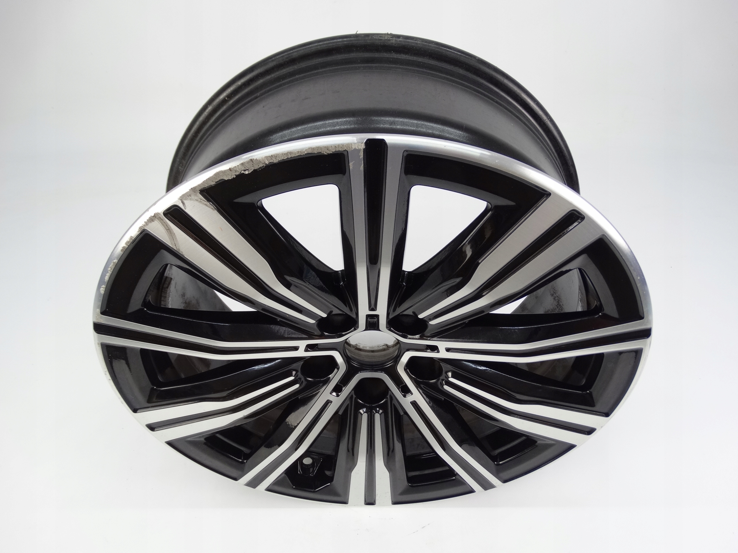 Second image of BMW 3 G20 G21 felga 18 cali 6883524 oryginalna