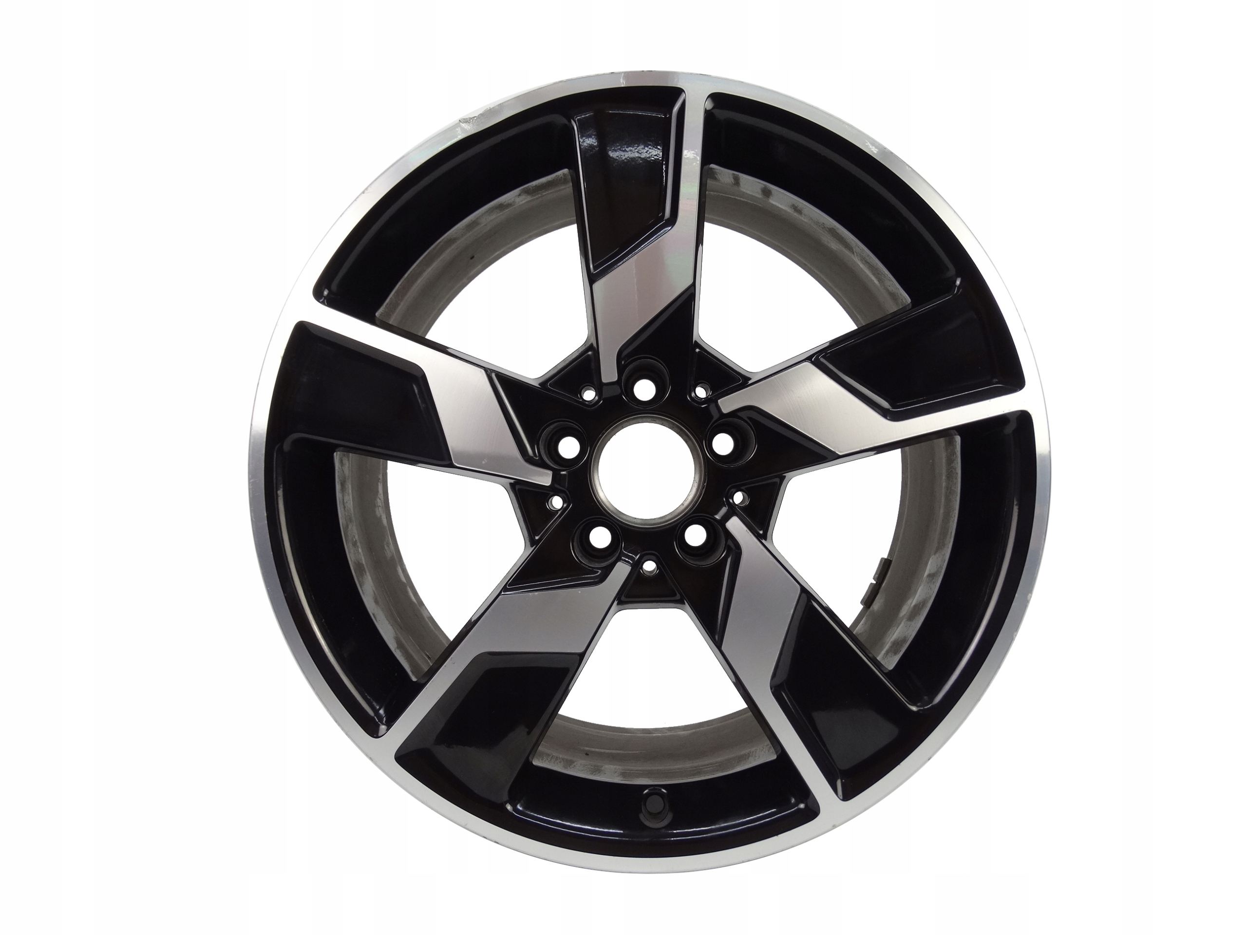 Mercedes E-klasa W212 felga 18 cali A2124013402