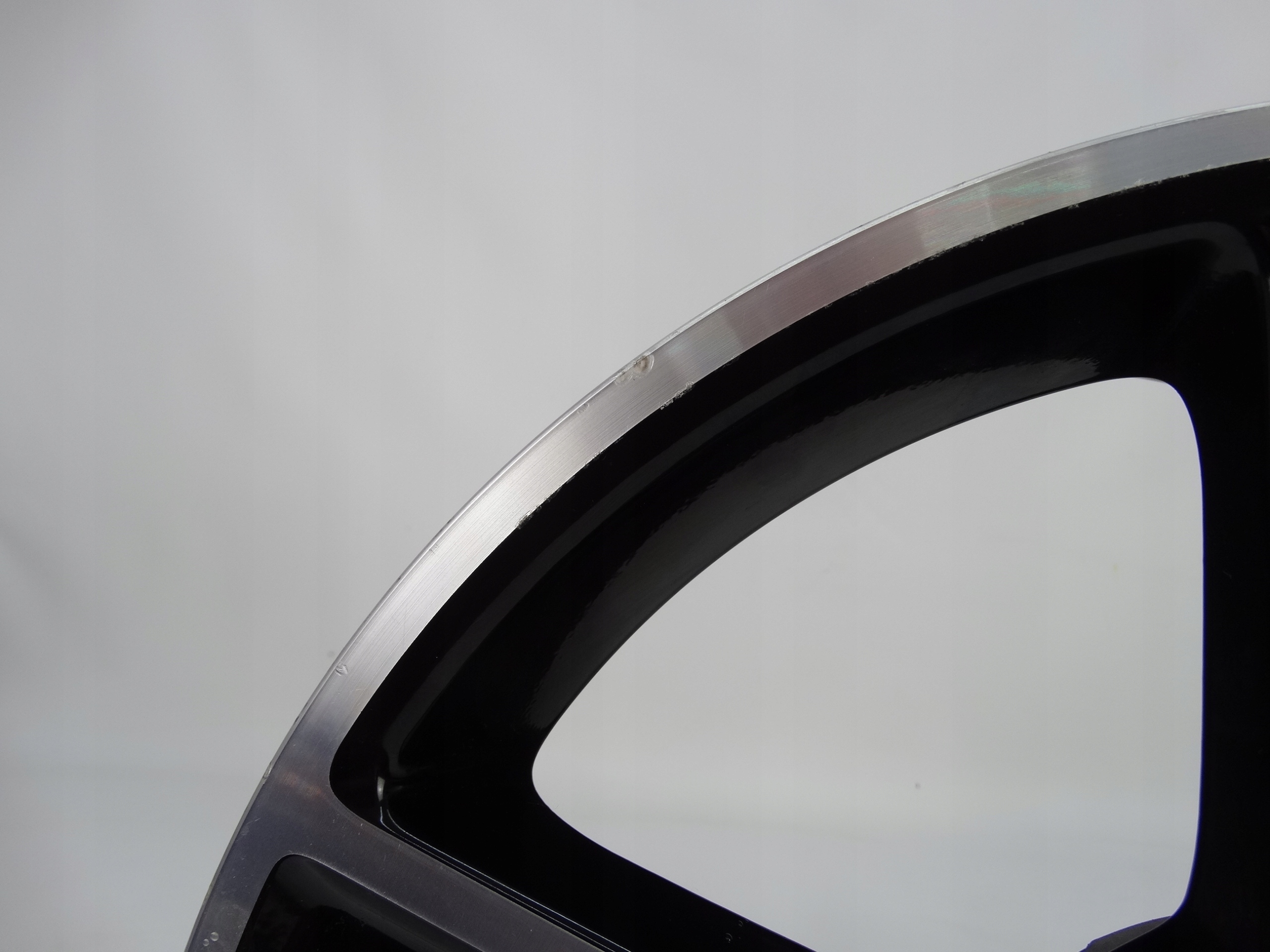 Second image of Mercedes E-klasa W212 felga 18 cali A2124013402