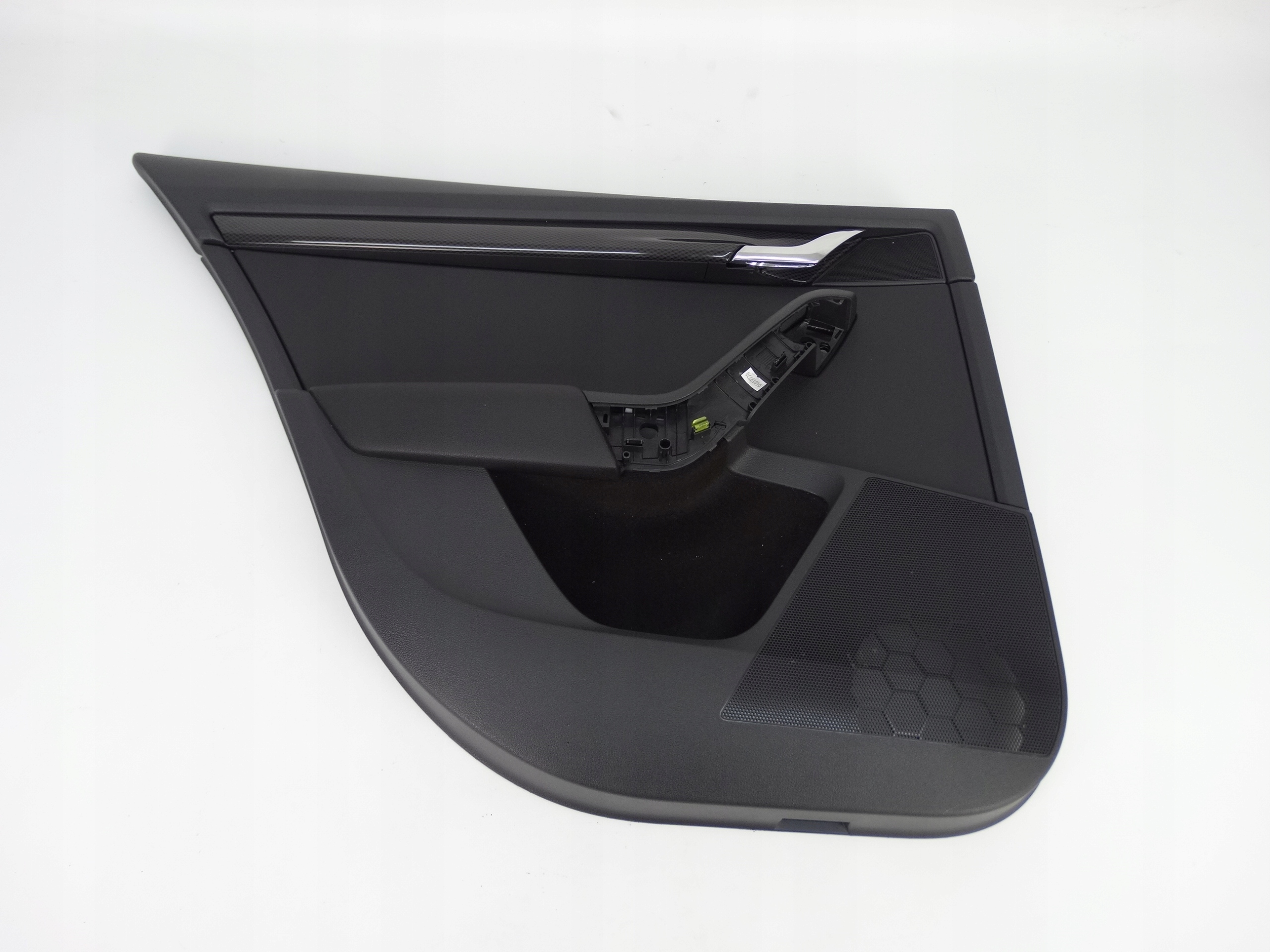 Second image of Skoda Octavia III RS Kombi boczek drzwi tapicerka